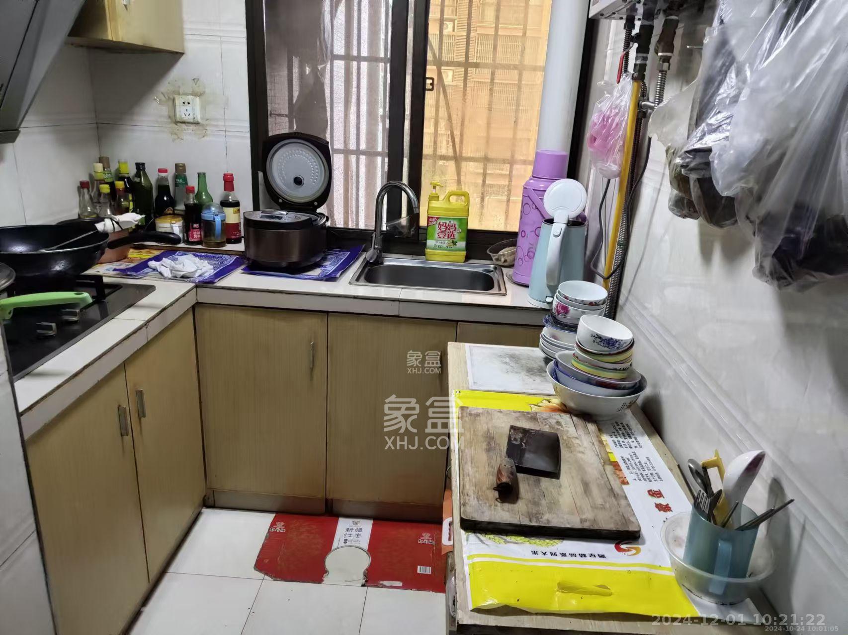 君悦紫园 1室1厅1卫 2400.0元/月 君悦紫园 1室1厅1卫 2400.0元/月室内图