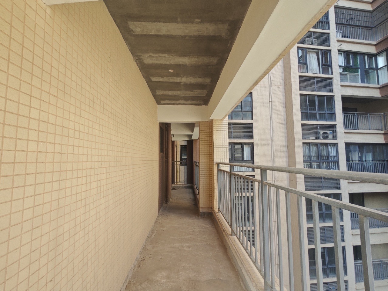 南海幸福汇 2室2厅1卫 80.0万 南海幸福汇 2室2厅1卫 80.0万客厅