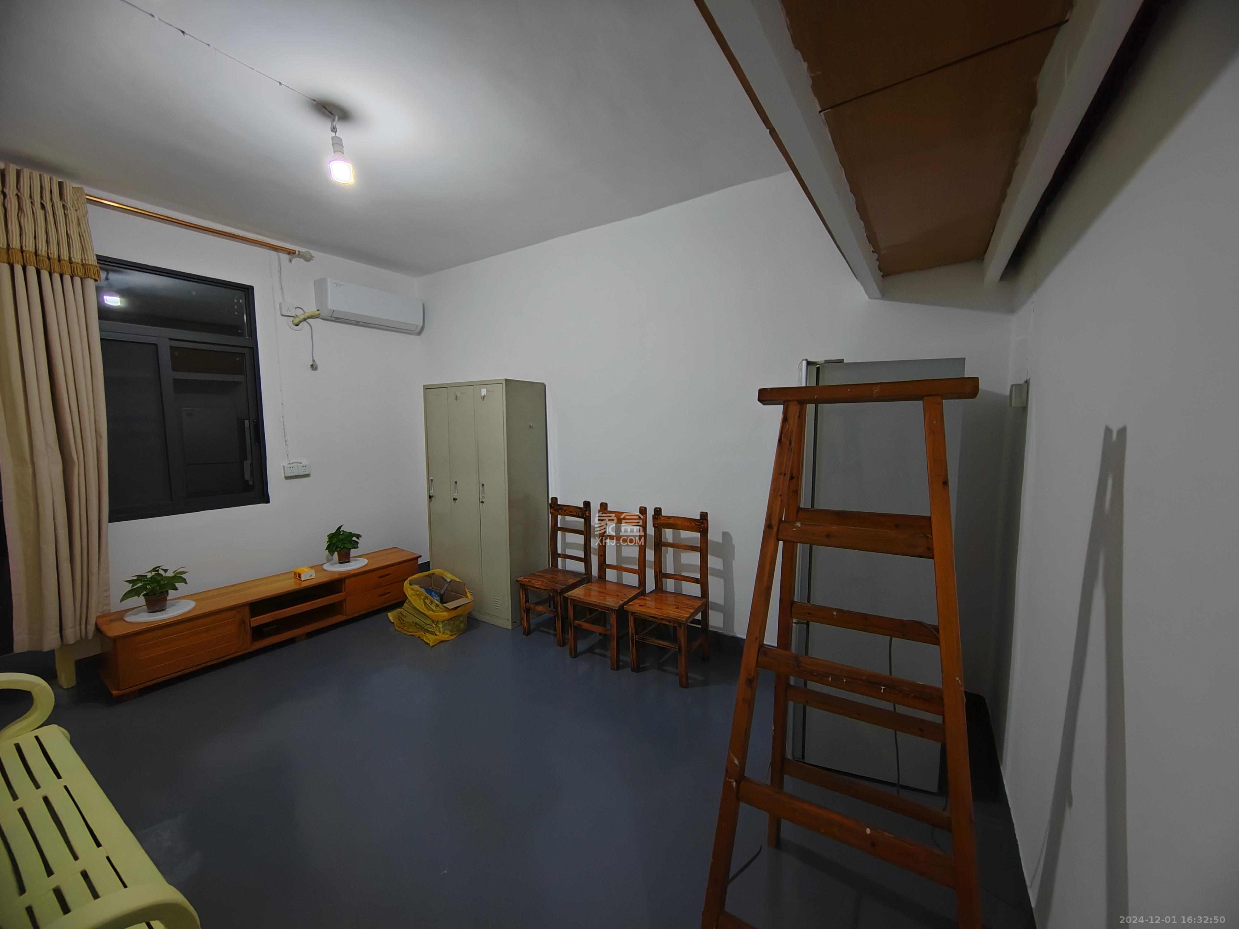 东风一村社区房(王家垅) 3室1厅1卫 1600.0元/月 东风一村社区房(王家垅) 3室1厅1卫 1600.0元/月室内图