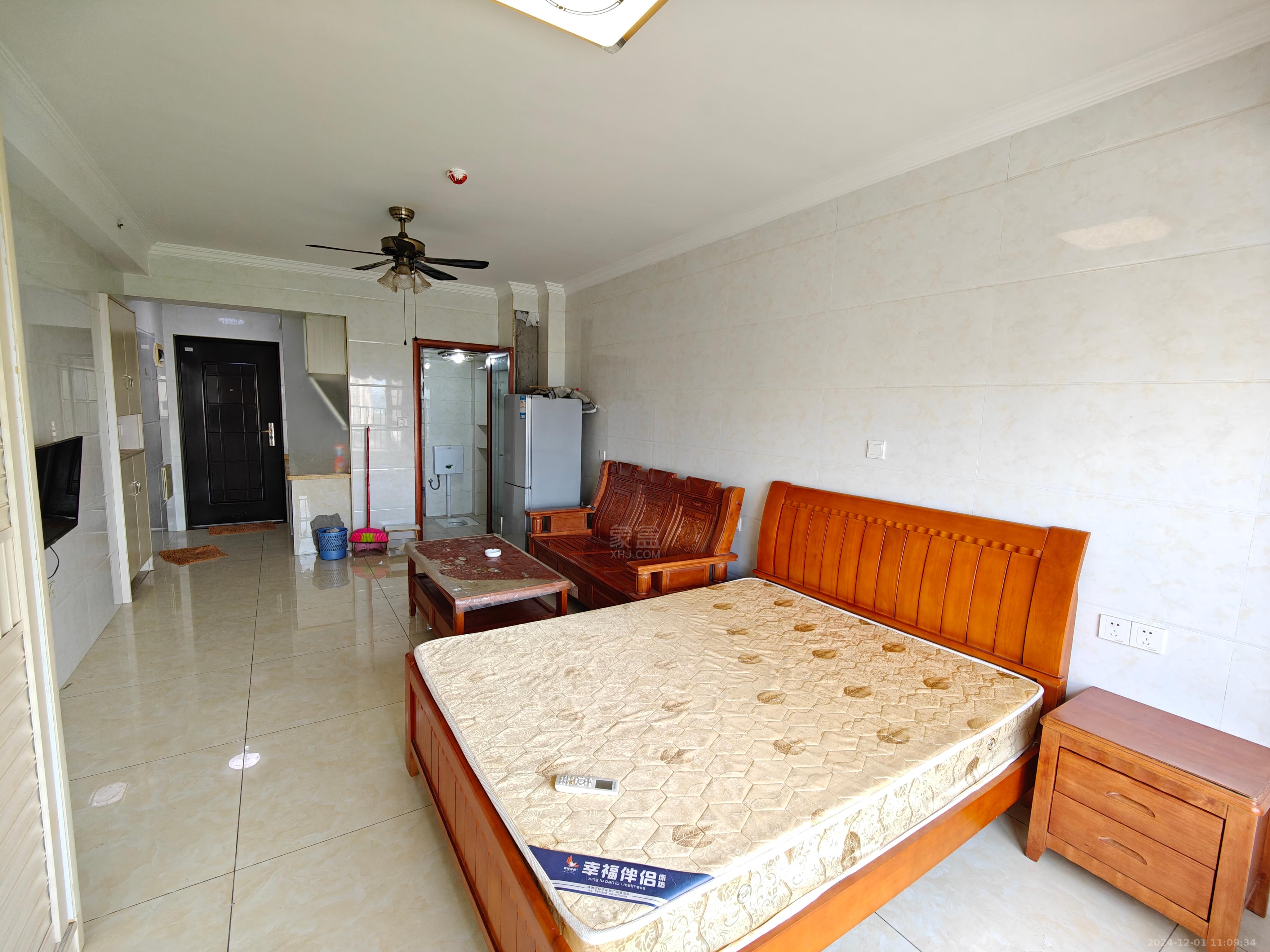 美的城三期 1室1厅1卫 1000.0元/月 美的城三期 1室1厅1卫 1000.0元/月室内图