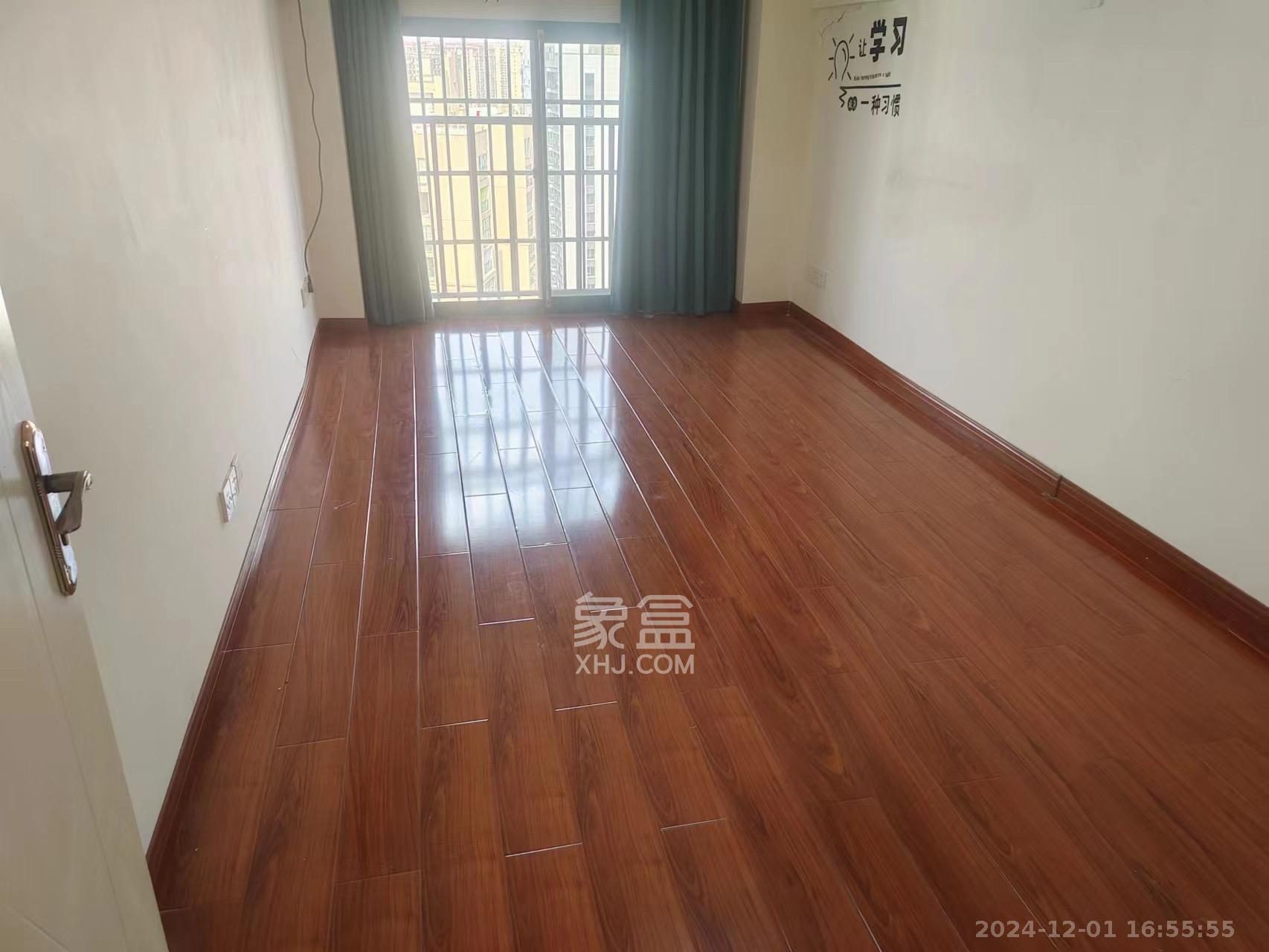 洋湖时代  2室2厅2卫   2500.00元/月室内图