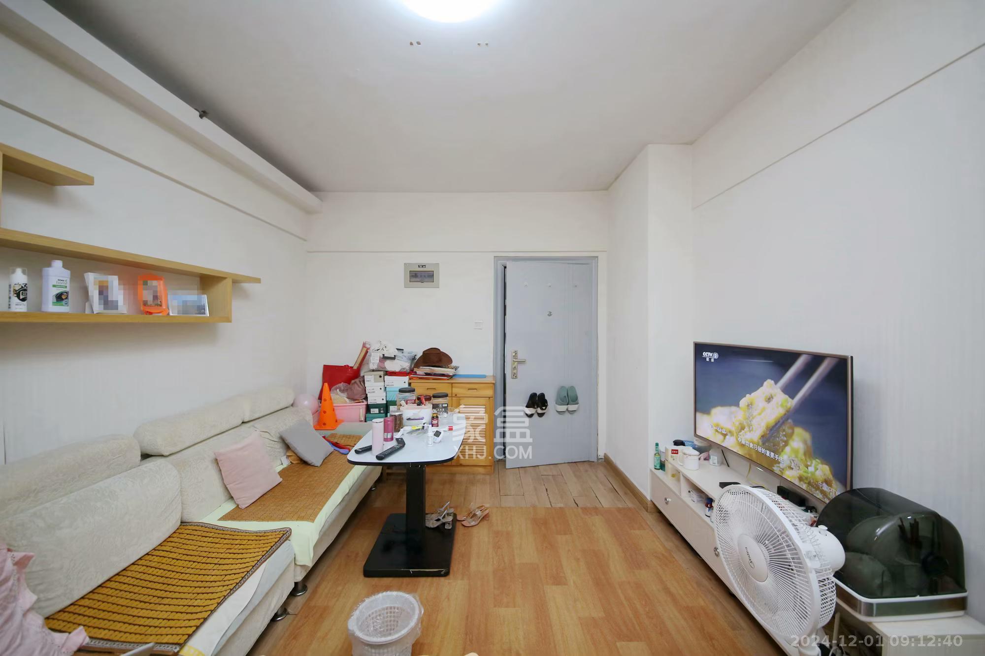 湘域中央  1室1厅1卫    2100.0元/月室内图