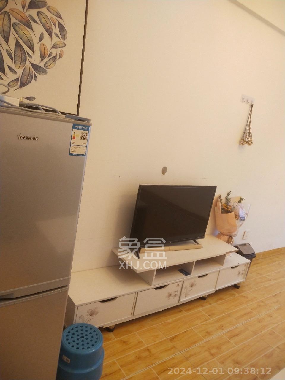 中建芙蓉嘉苑 1室1厅1卫 1200.0元/月 中建芙蓉嘉苑 1室1厅1卫 1200.0元/月室内图