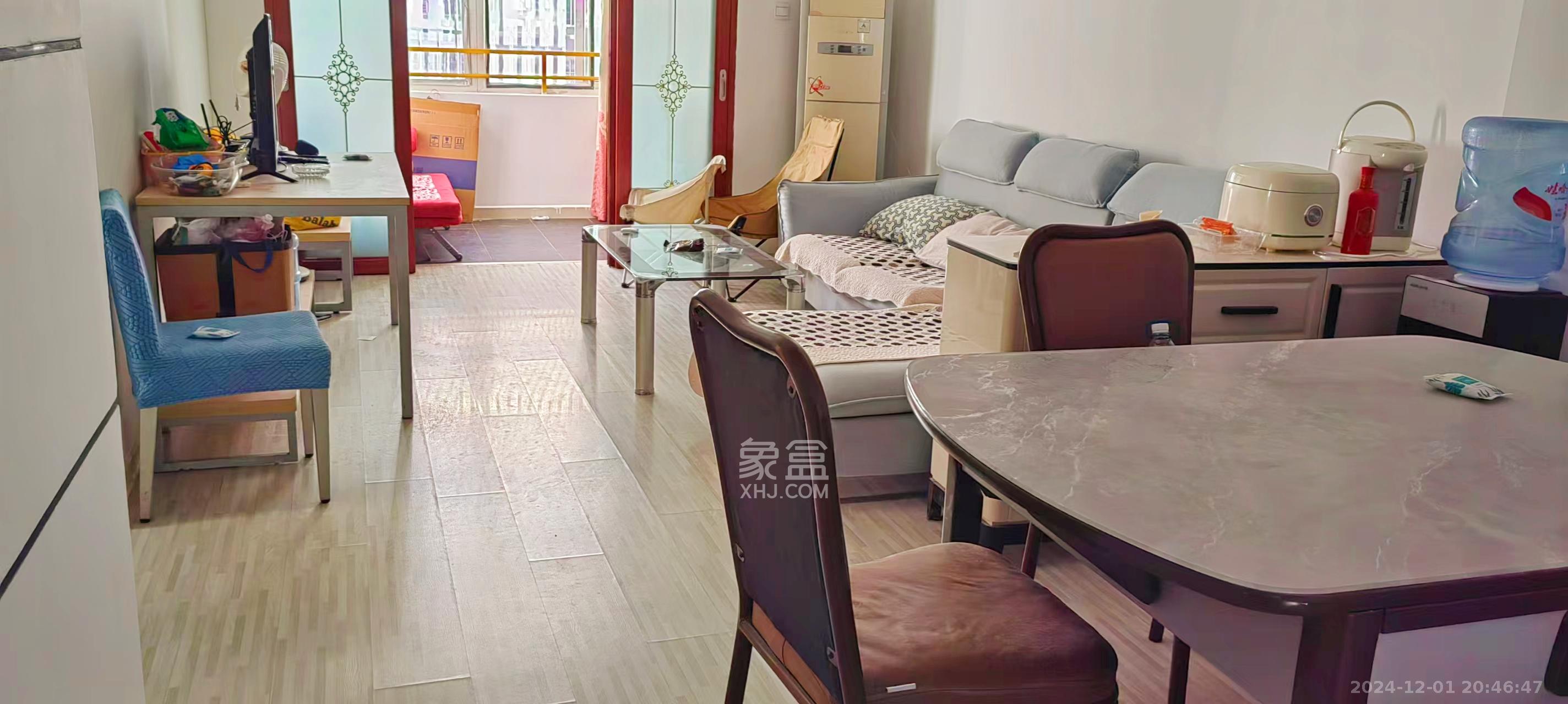 未来蜂巢 1室2厅1卫 1600.0元/月 未来蜂巢 1室2厅1卫 1600.0元/月室内图