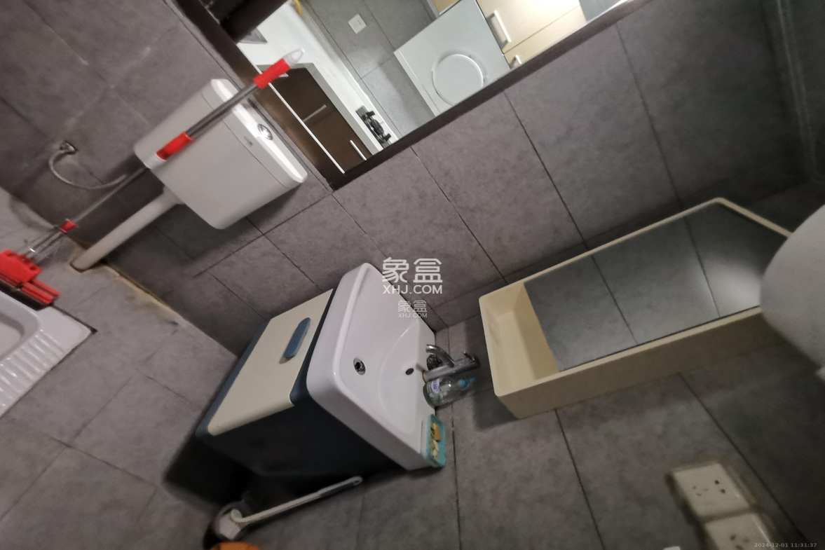 君悦紫园  1室1厅1卫    2200.0元/月 君悦紫园  1室1厅1卫    2200.0元/月室内图