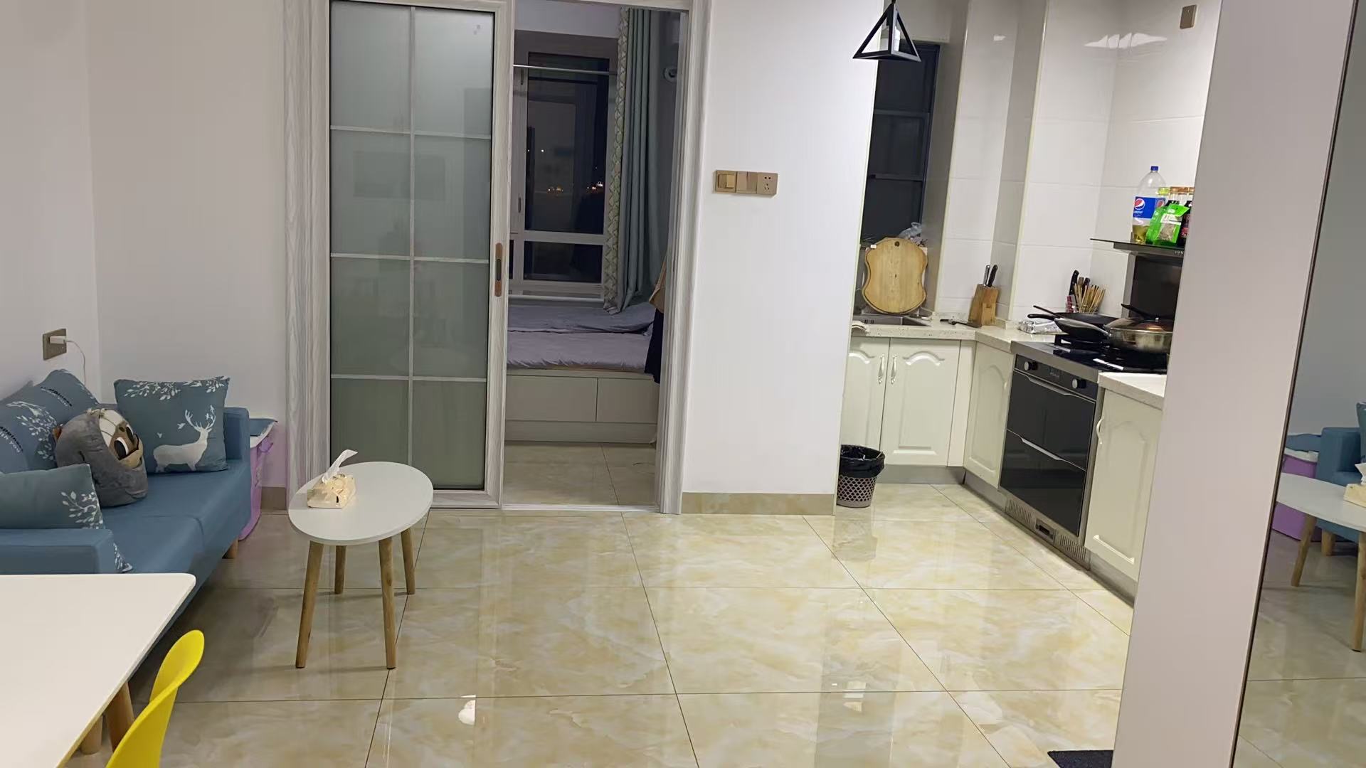 百弘学府城 1室1厅1卫 1000.0元/月 百弘学府城 1室1厅1卫 1000.0元/月室内图