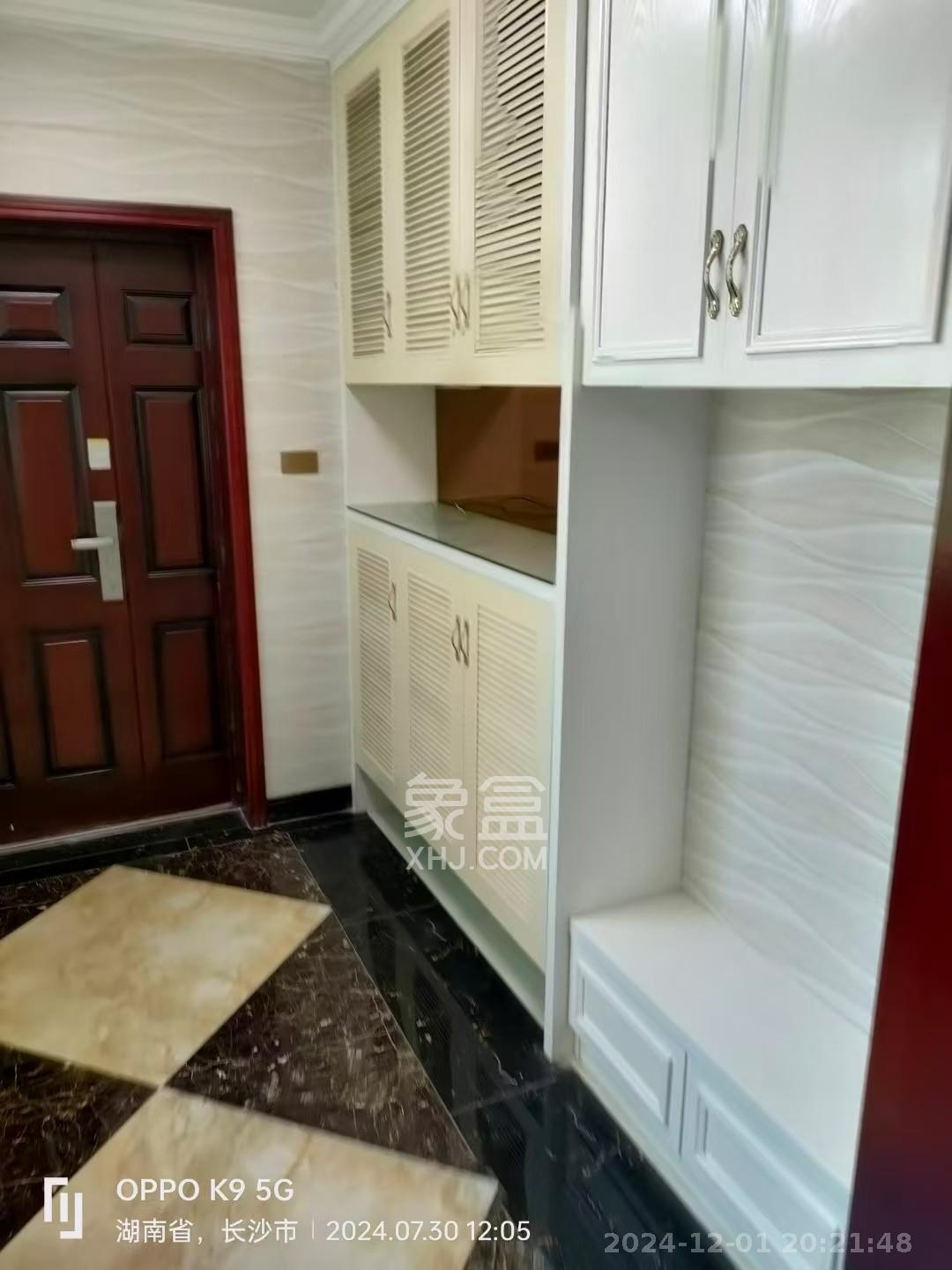 滨江一号(丰泰花园) 3室2厅2卫 3000.0元/月 滨江一号(丰泰花园) 3室2厅2卫 3000.0元/月室内图