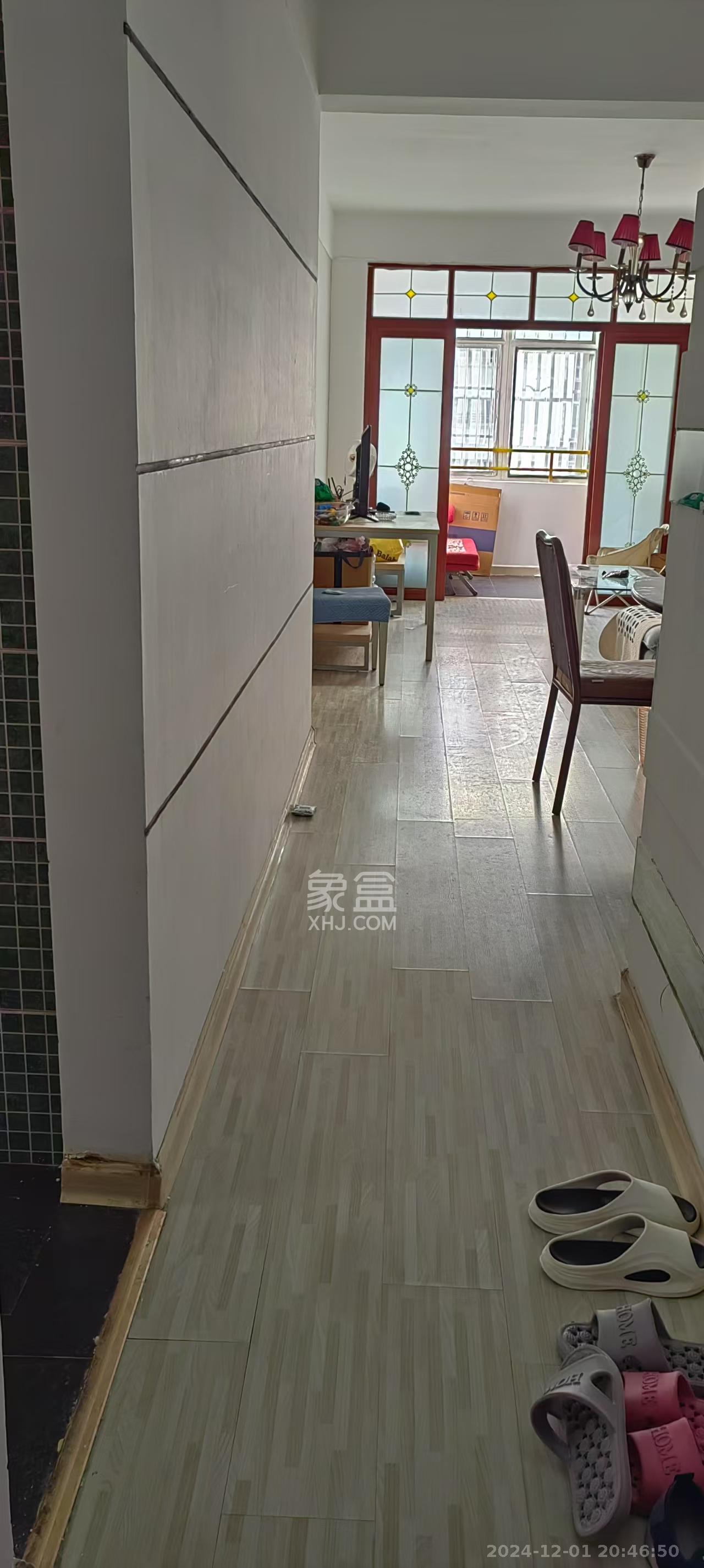 未来蜂巢 1室2厅1卫 1600.0元/月 未来蜂巢 1室2厅1卫 1600.0元/月室内图