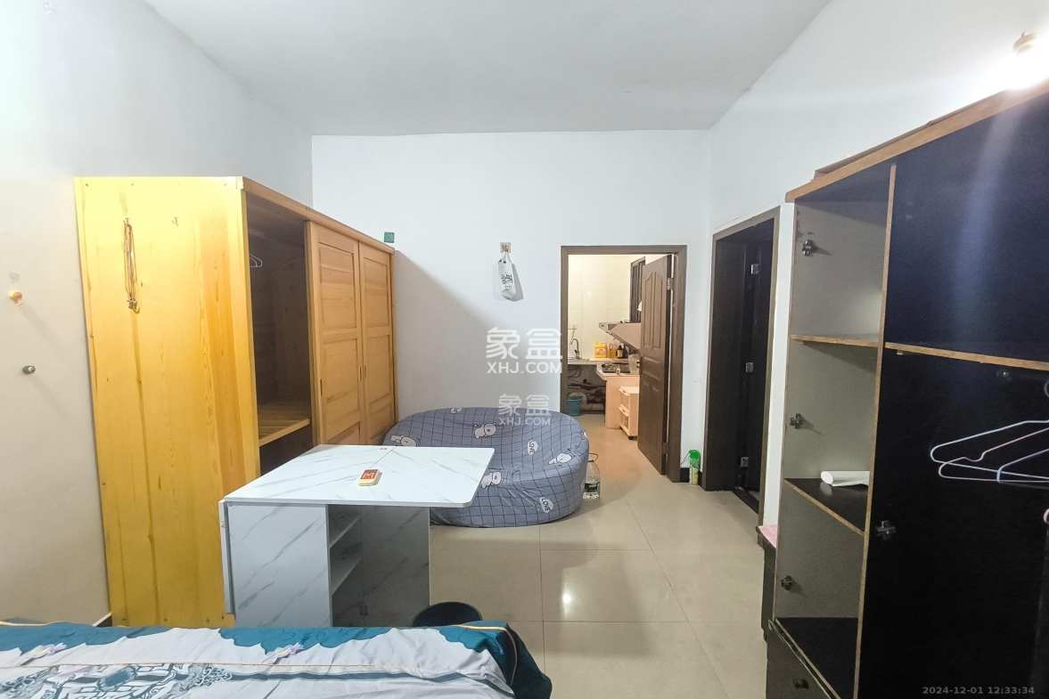 南沙井散盘 1室0厅1卫 1000.0元/月 南沙井散盘 1室0厅1卫 1000.0元/月室内图