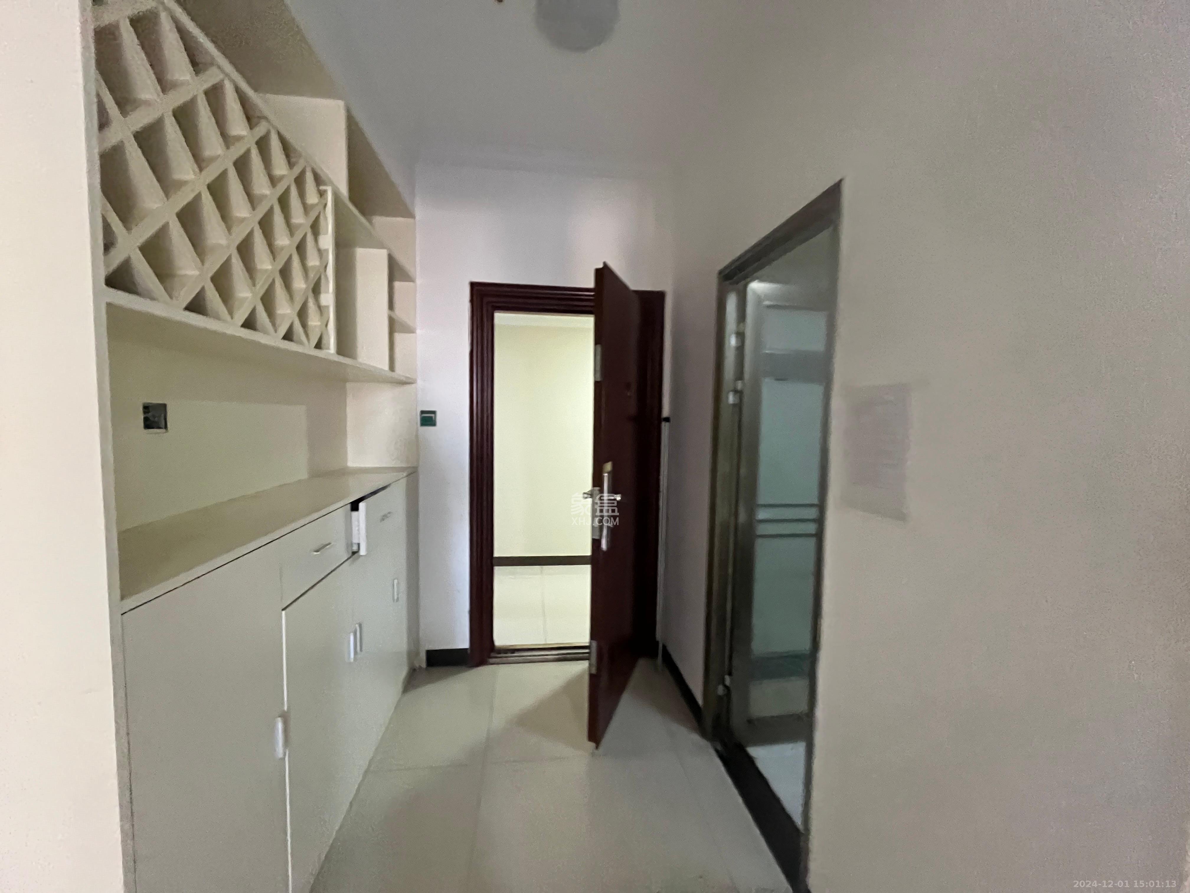 保利麓谷林语I区 1室1厅1卫 1400.0元/月 保利麓谷林语I区 1室1厅1卫 1400.0元/月室内图