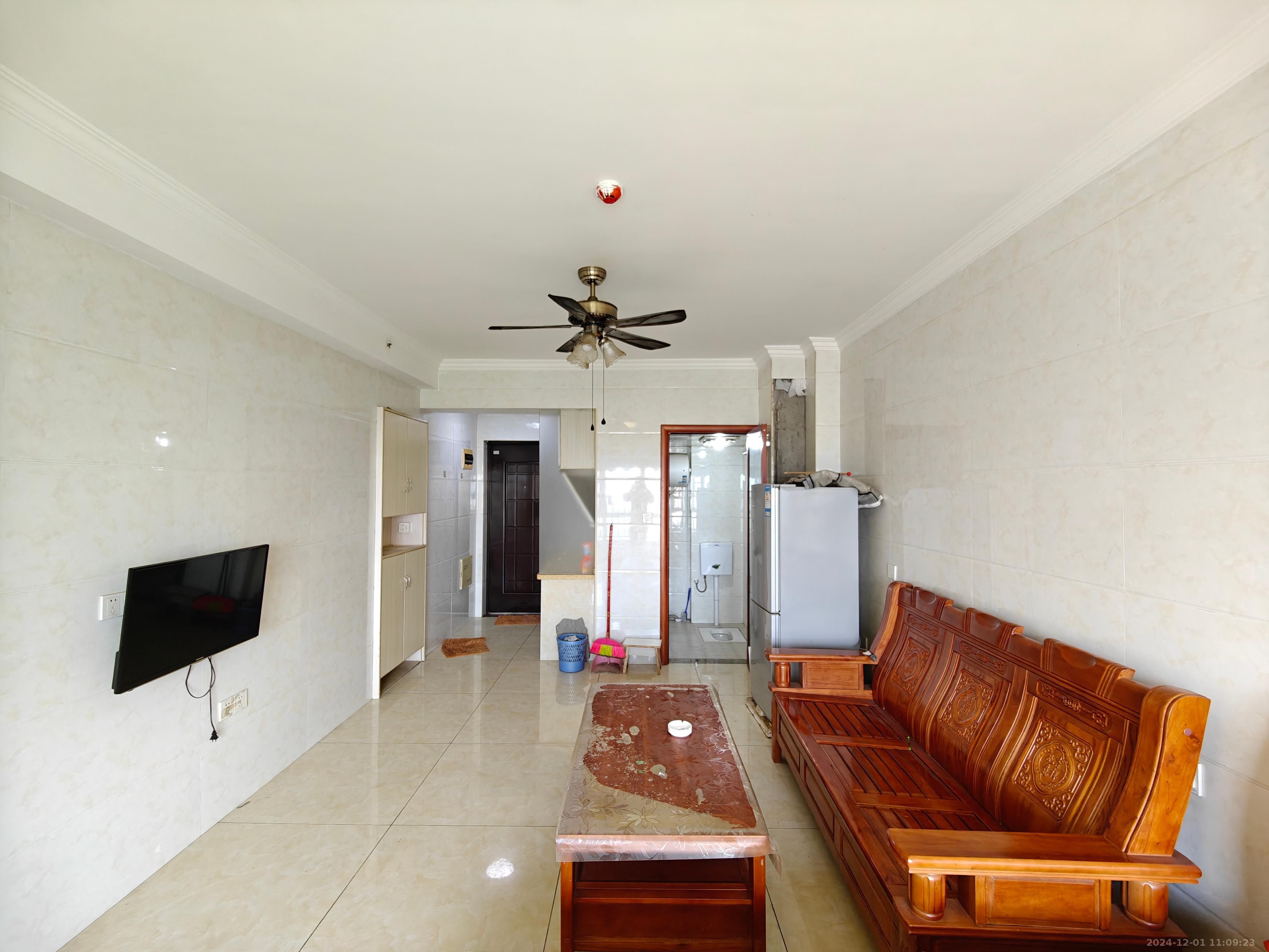 美的城三期 1室1厅1卫 1000.0元/月 美的城三期 1室1厅1卫 1000.0元/月室内图