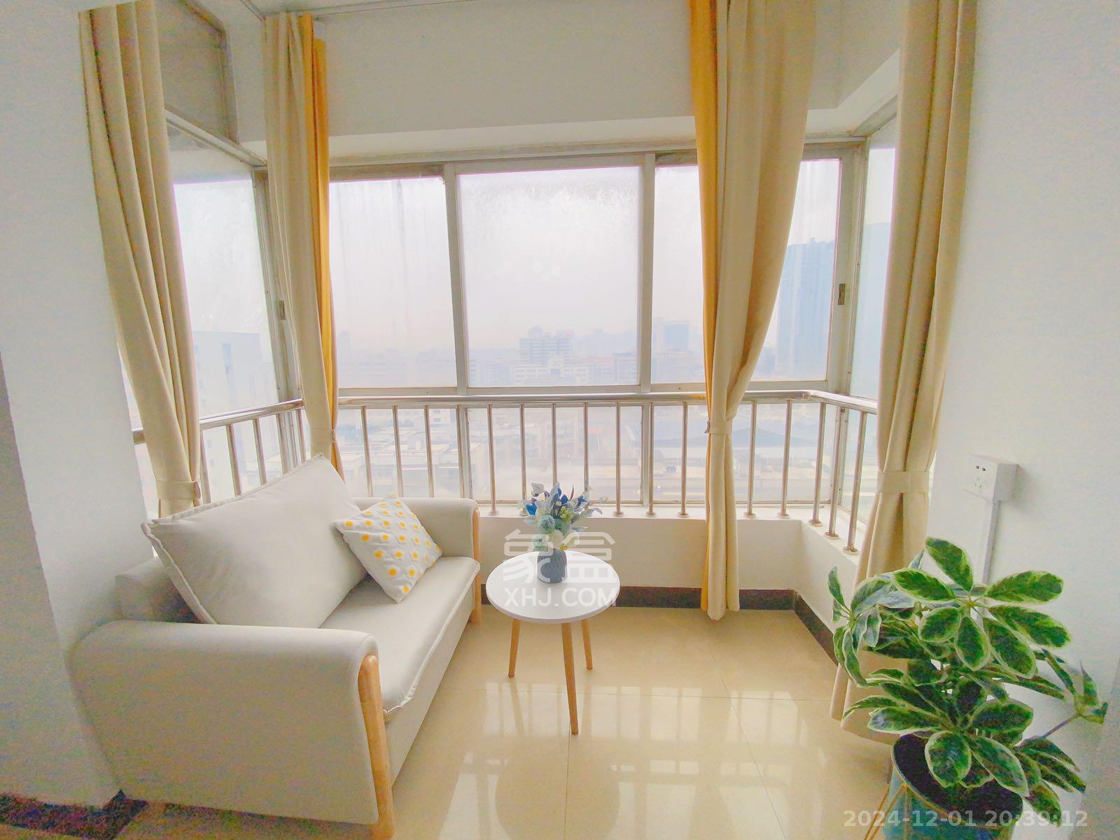 锦华时代  1室1厅1卫    1800.0元/月 锦华时代  1室1厅1卫    1800.0元/月室内图