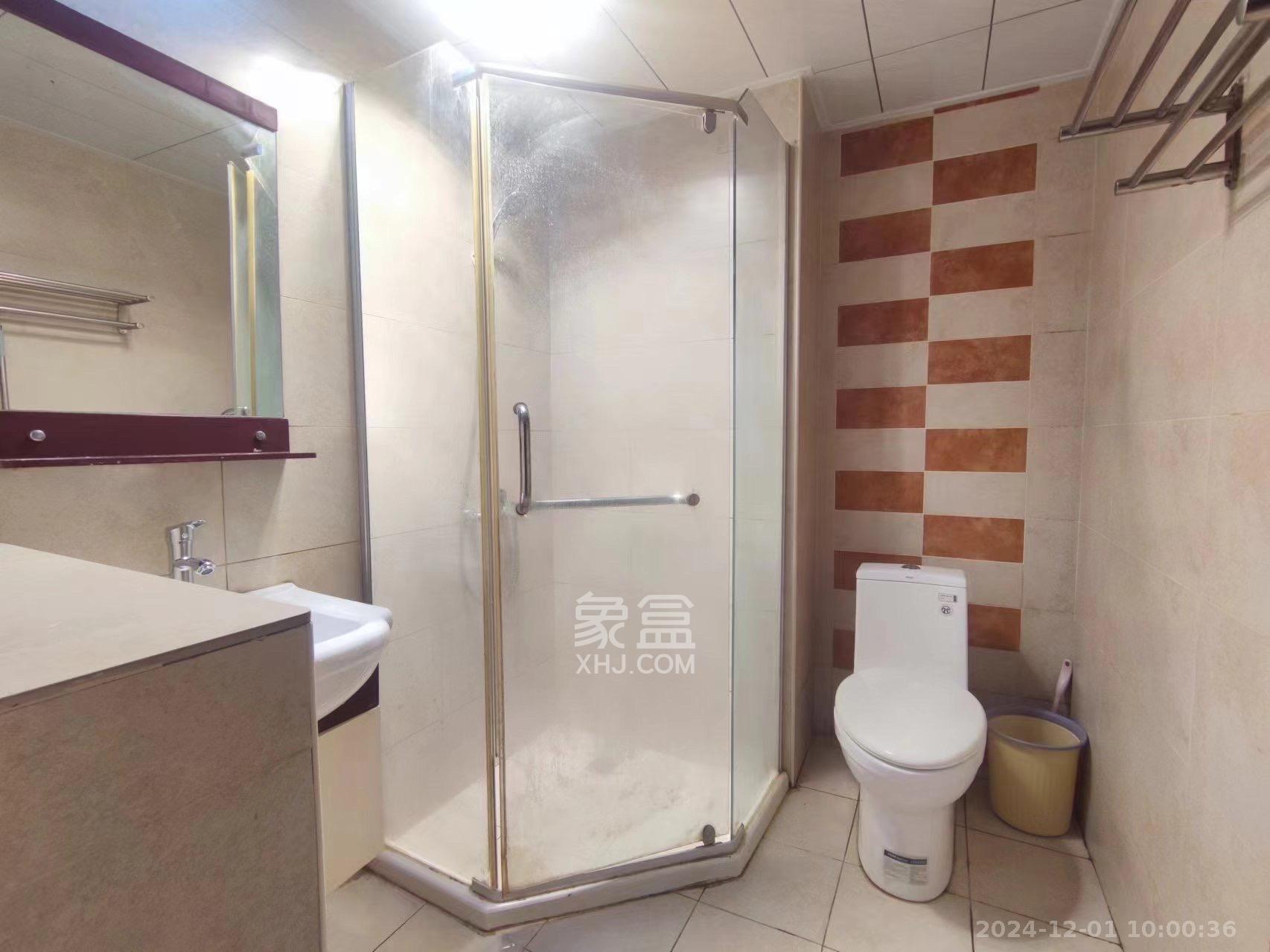 麓谷明珠 1室1厅1卫 1450.0元/月 麓谷明珠 1室1厅1卫 1450.0元/月室内图