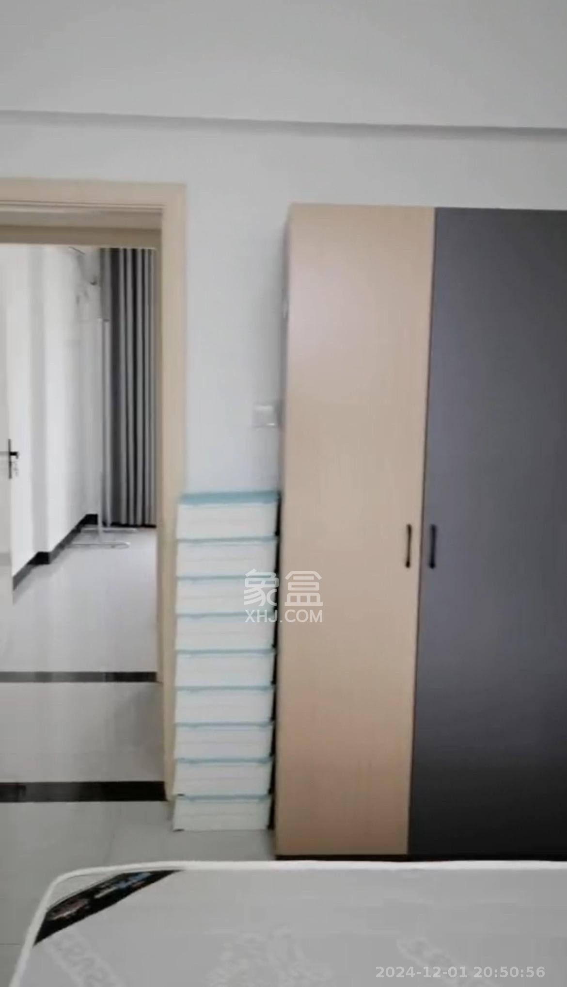 荣升家园(湘江熙岸) 2室2厅1卫 2500.0元/月 荣升家园(湘江熙岸) 2室2厅1卫 2500.0元/月室内图