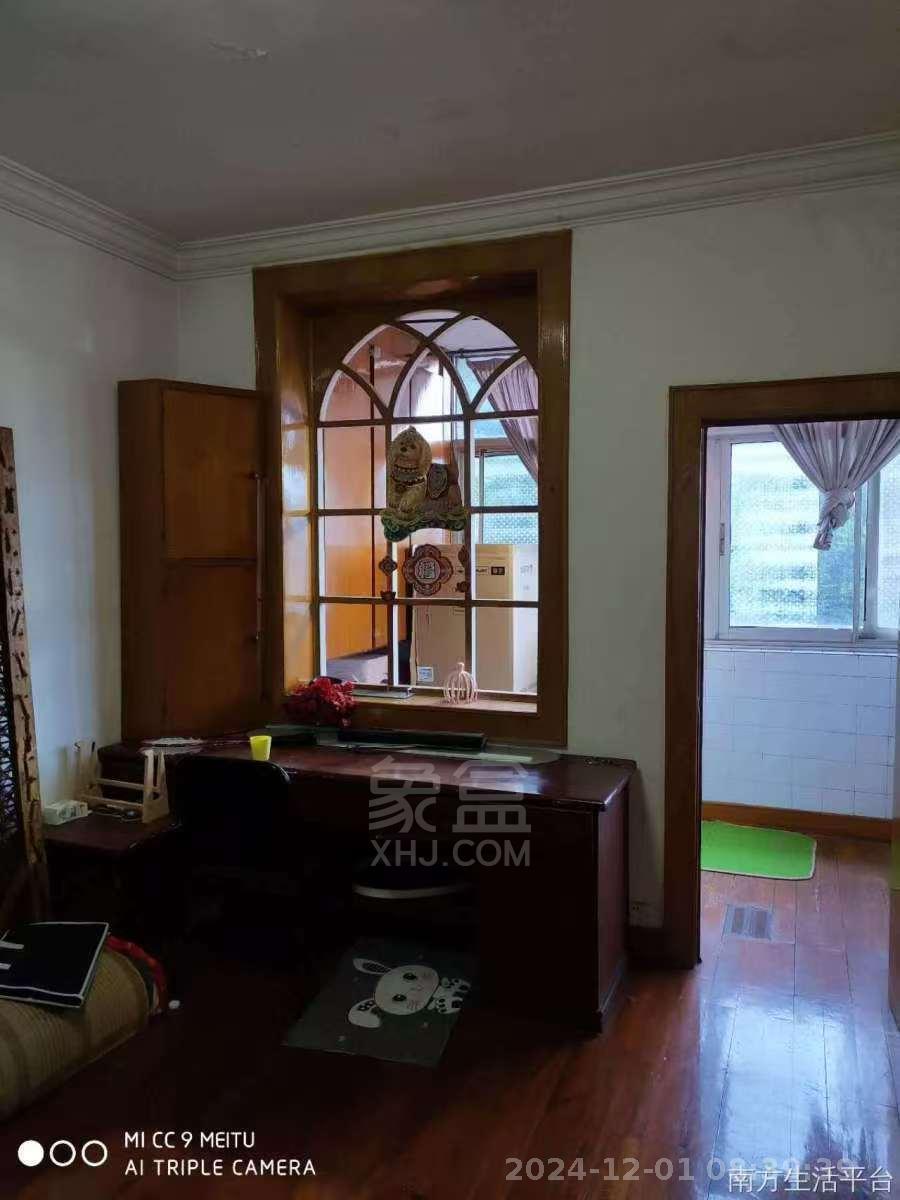 迎新一村  1室2厅1卫    550.0元/月 迎新一村  1室2厅1卫    550.0元/月室内图