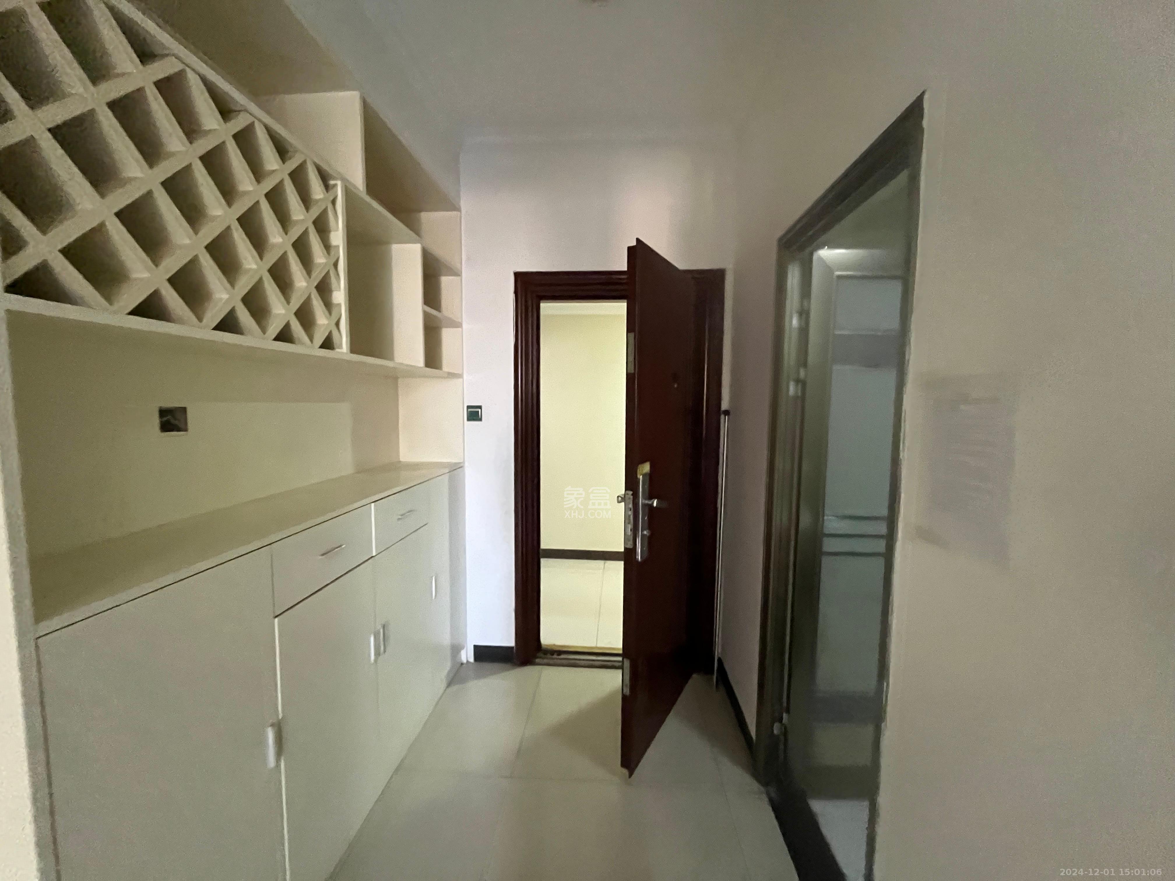 保利麓谷林语I区 1室1厅1卫 1400.0元/月 保利麓谷林语I区 1室1厅1卫 1400.0元/月室内图