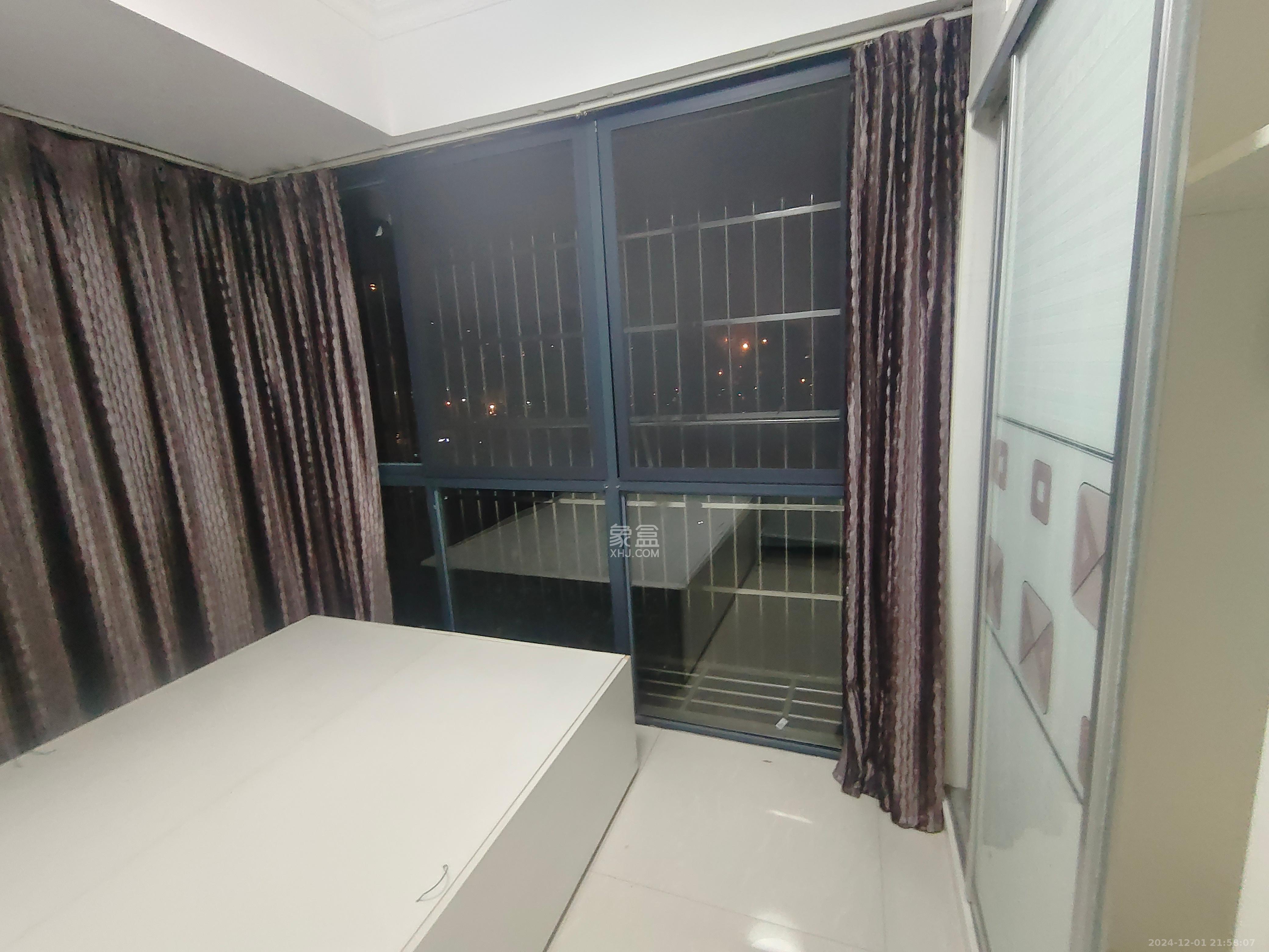 秀峰景园(领秀峰) 2室2厅1卫 1600.0元/月 秀峰景园(领秀峰) 2室2厅1卫 1600.0元/月室内图