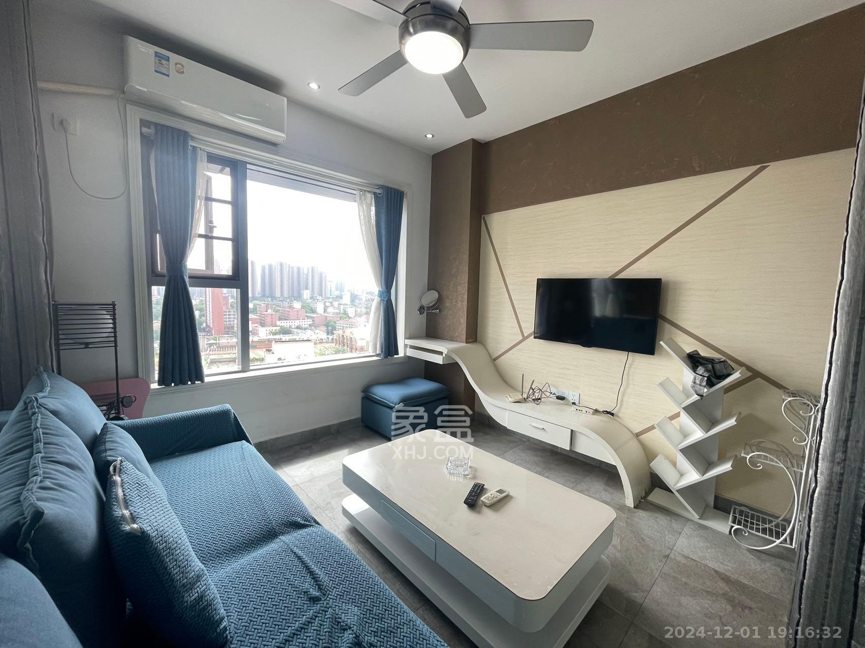 东怡外国(南湖一号) 1室1厅1卫 2300.0元/月 东怡外国(南湖一号) 1室1厅1卫 2300.0元/月室内图