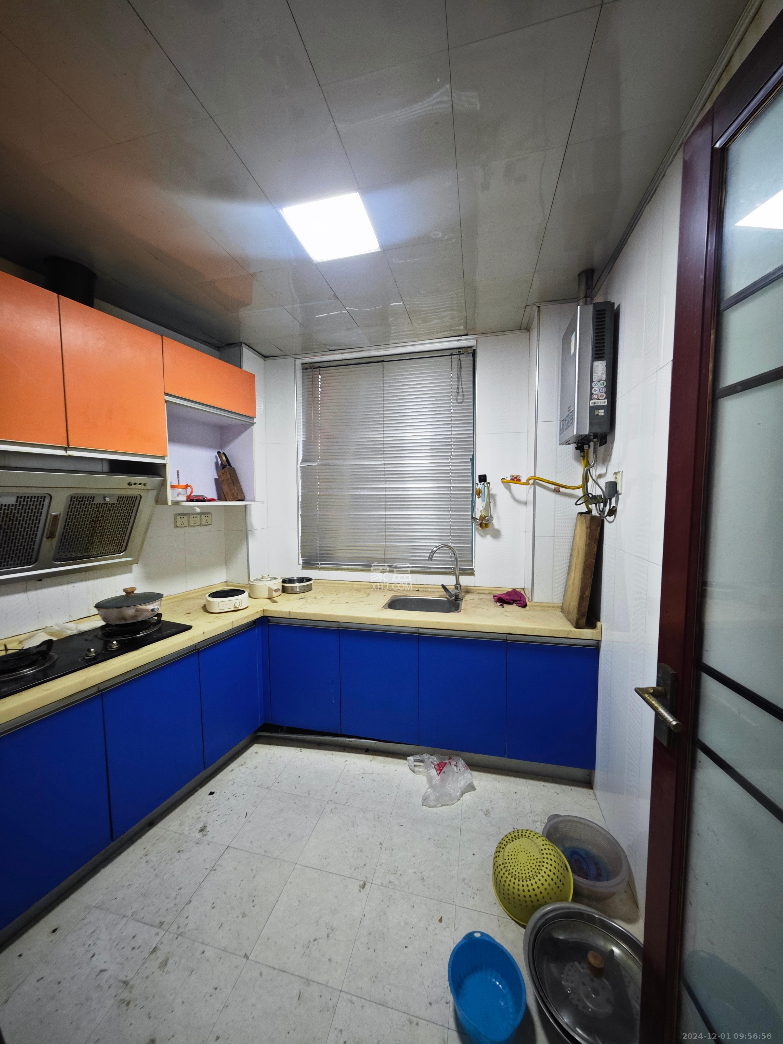 馨香园  3室2厅2卫    40.0万 馨香园  3室2厅2卫    40.0万客厅