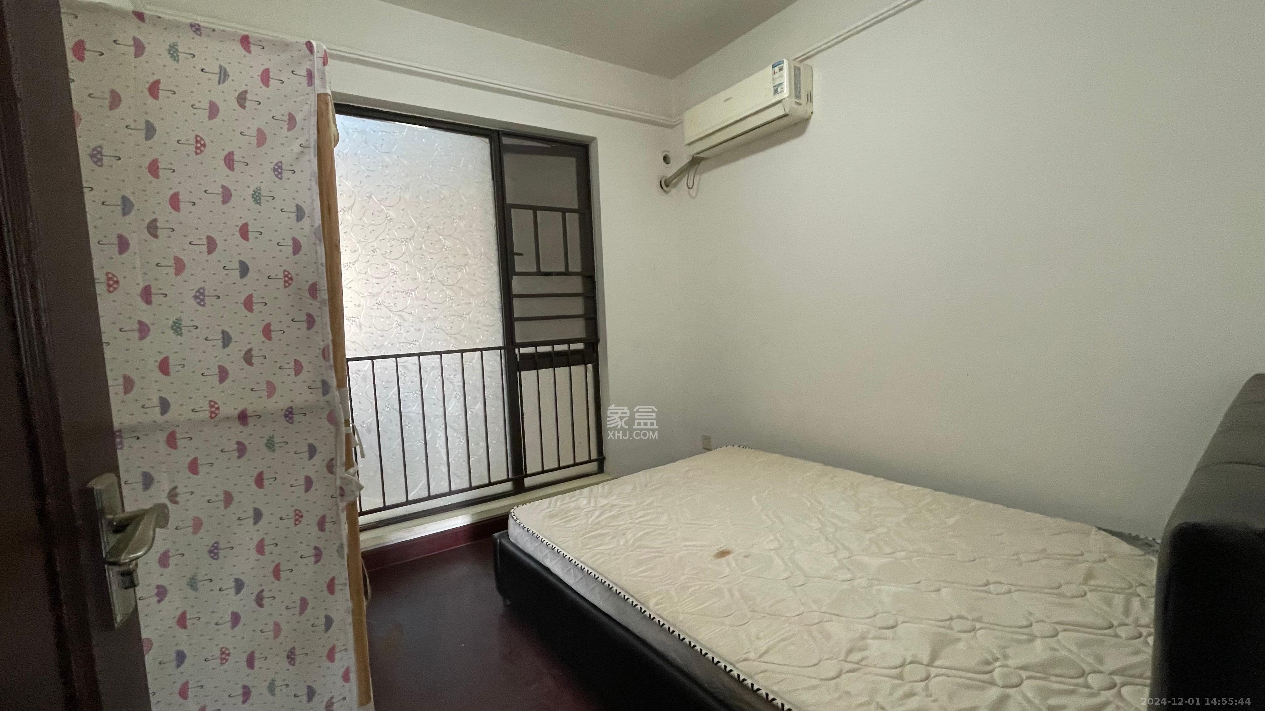 中海国际三期 3室2厅2卫 2300.0元/月 中海国际三期 3室2厅2卫 2300.0元/月室内图