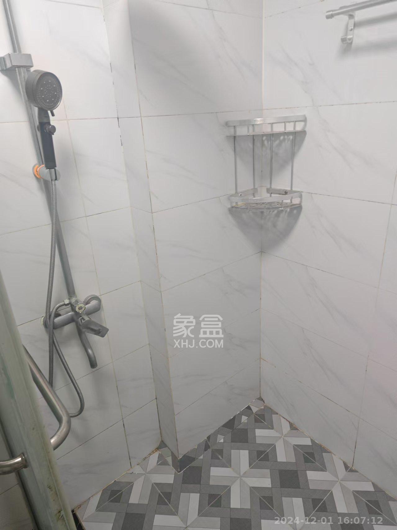 旭辉国际广场(永升商业广场) 1室1厅1卫 2080.0元/月 旭辉国际广场(永升商业广场) 1室1厅1卫 2080.0元/月室内图