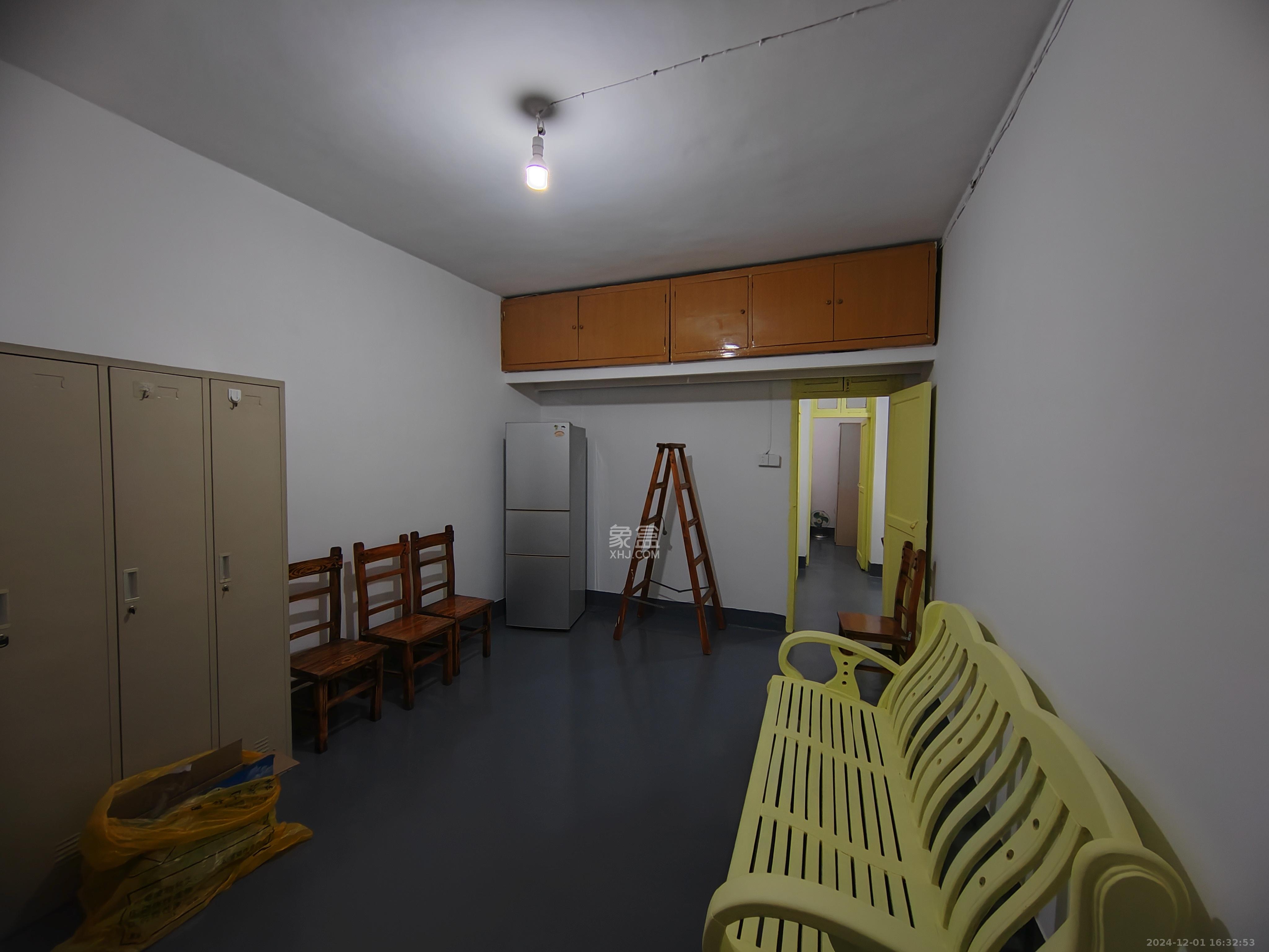 东风一村社区房(王家垅) 3室1厅1卫 1600.0元/月 东风一村社区房(王家垅) 3室1厅1卫 1600.0元/月室内图