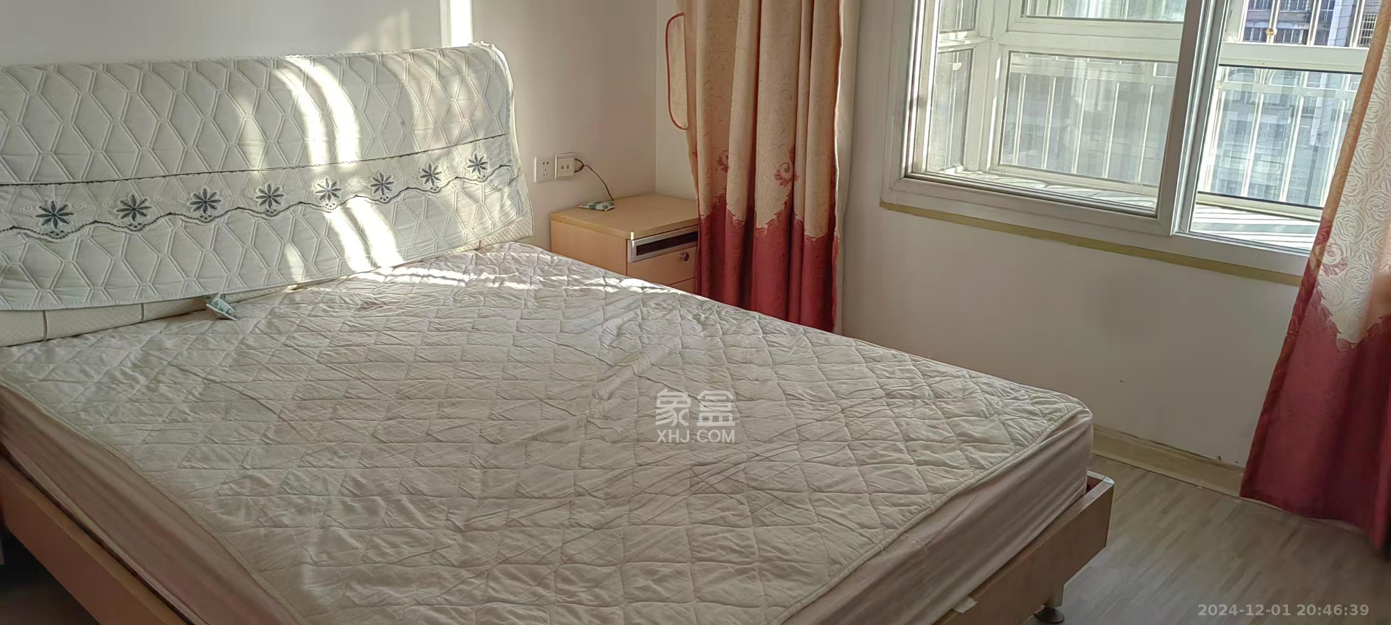 未来蜂巢 1室2厅1卫 1600.0元/月 未来蜂巢 1室2厅1卫 1600.0元/月室内图