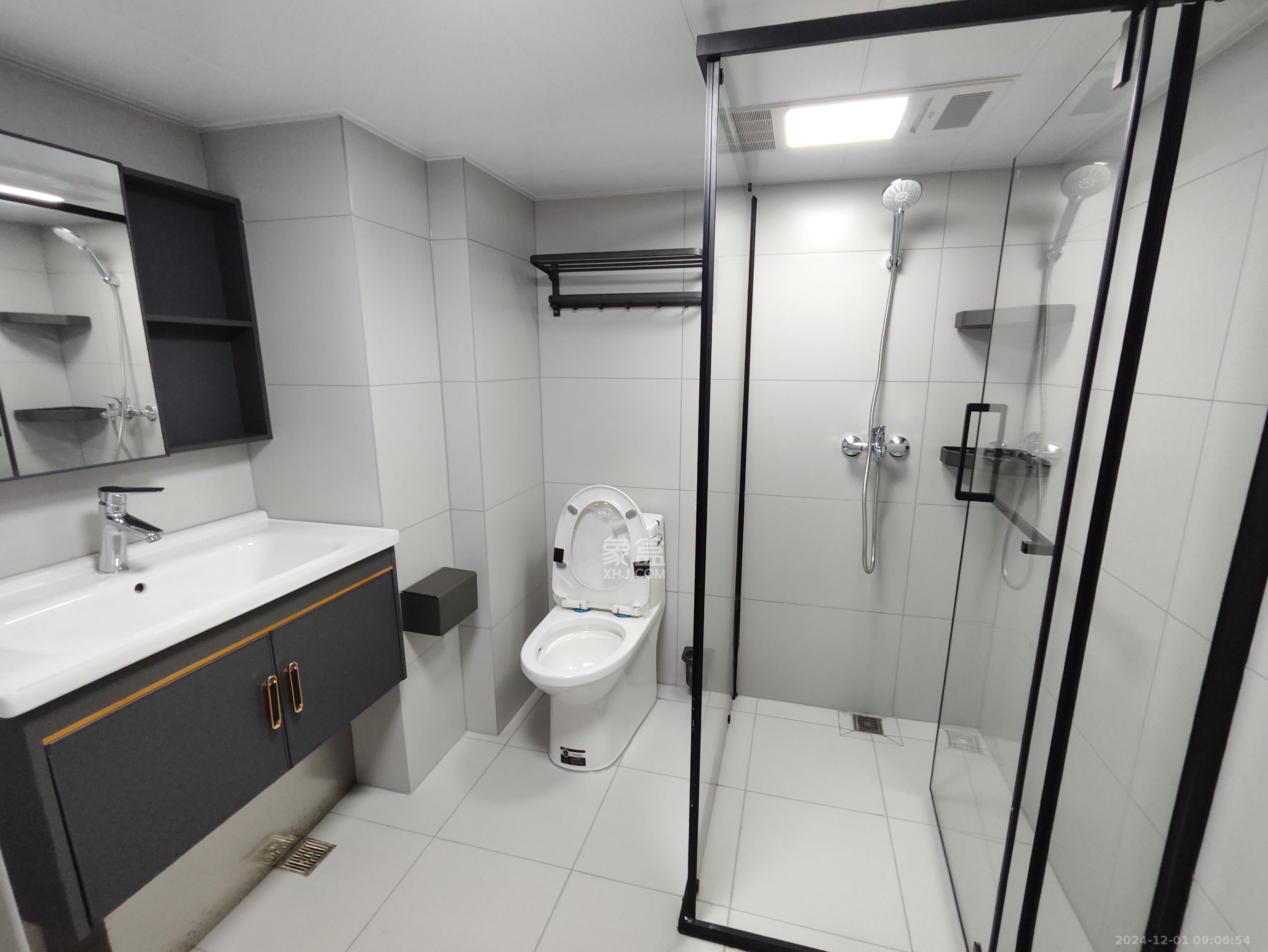 九玺铭城(九玺华府) 1室1厅1卫 1500.0元/月 九玺铭城(九玺华府) 1室1厅1卫 1500.0元/月室内图