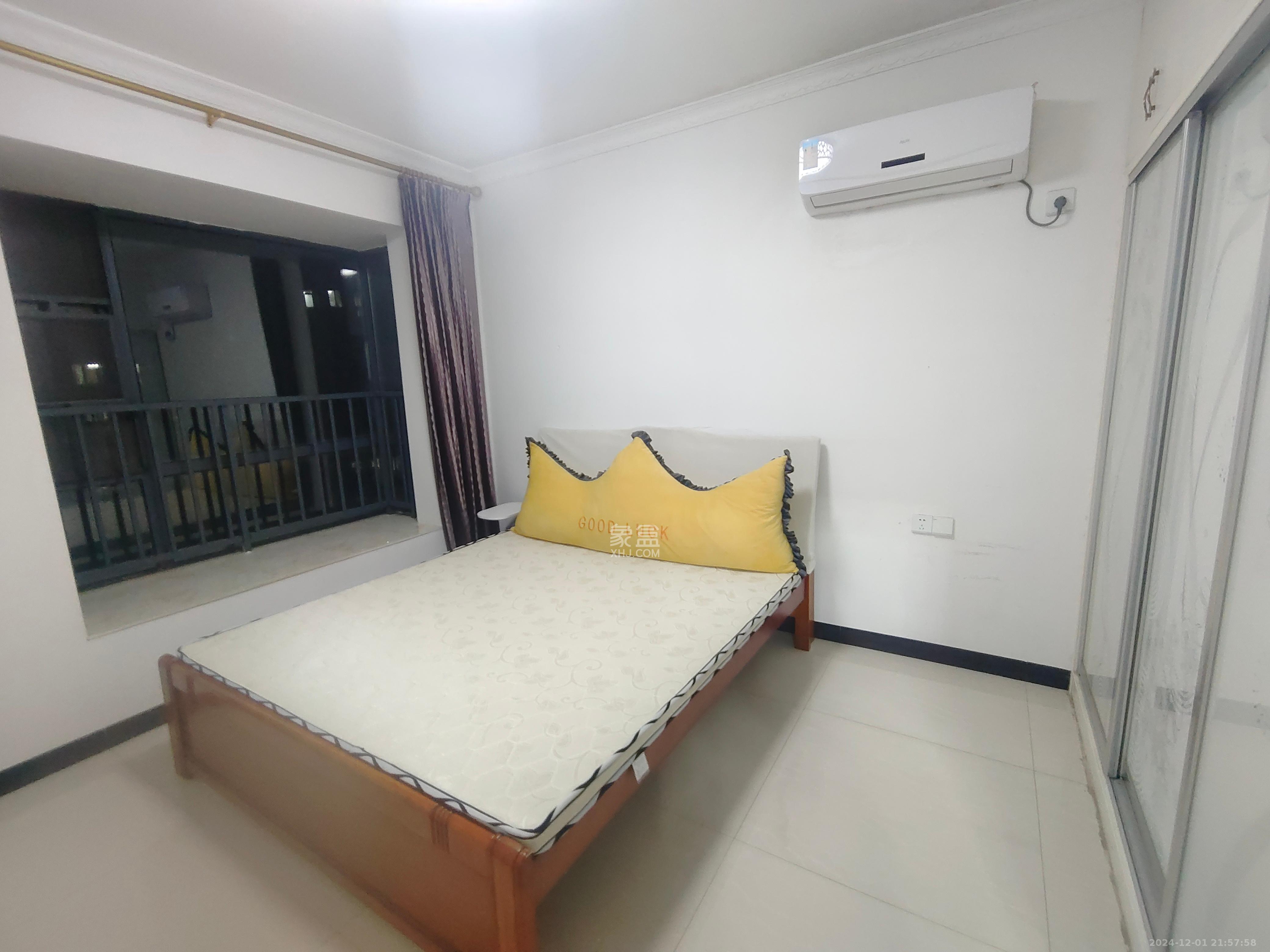 秀峰景园(领秀峰) 2室2厅1卫 1600.0元/月 秀峰景园(领秀峰) 2室2厅1卫 1600.0元/月室内图