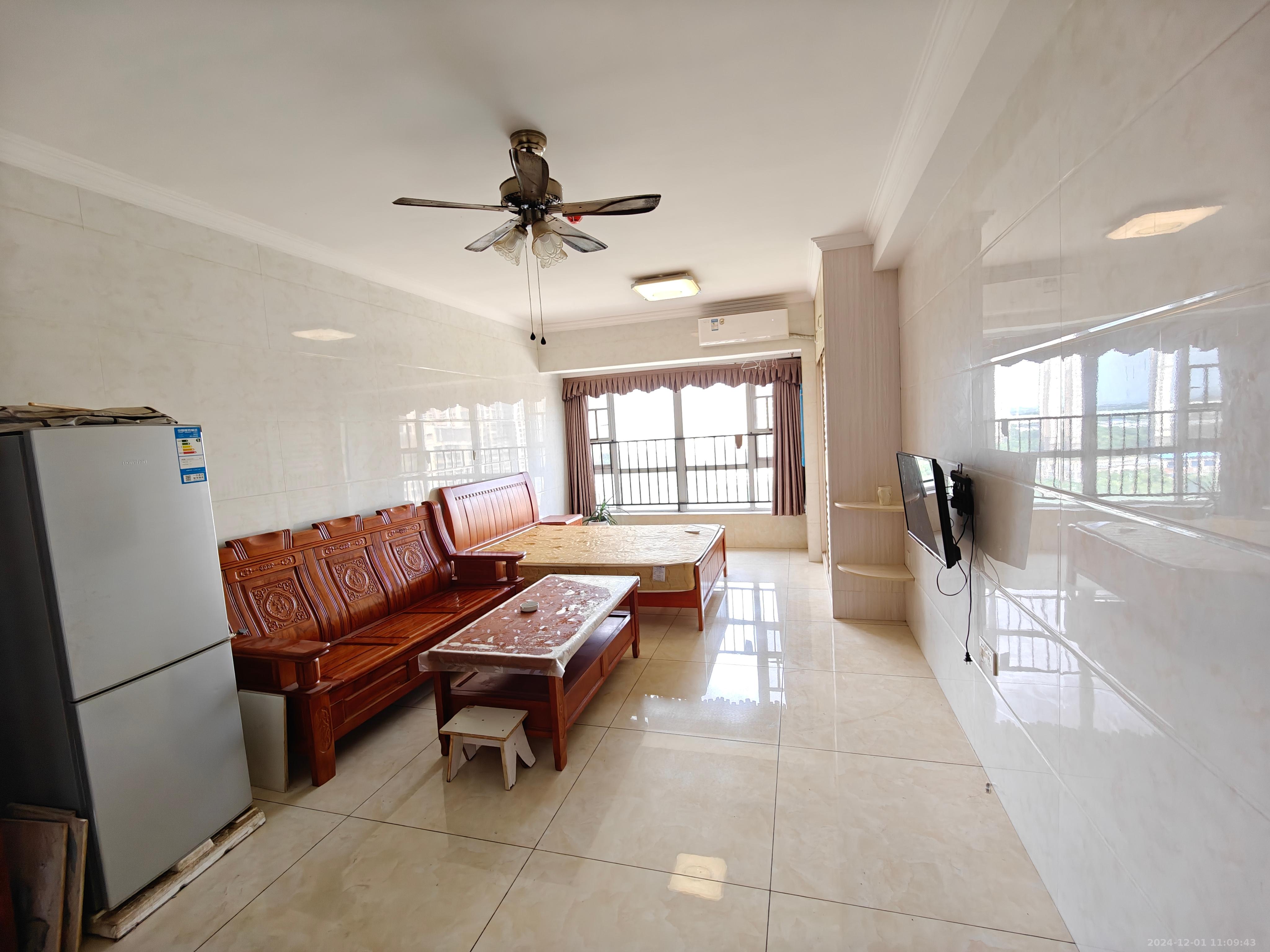 美的城三期 1室1厅1卫 1000.0元/月 美的城三期 1室1厅1卫 1000.0元/月室内图