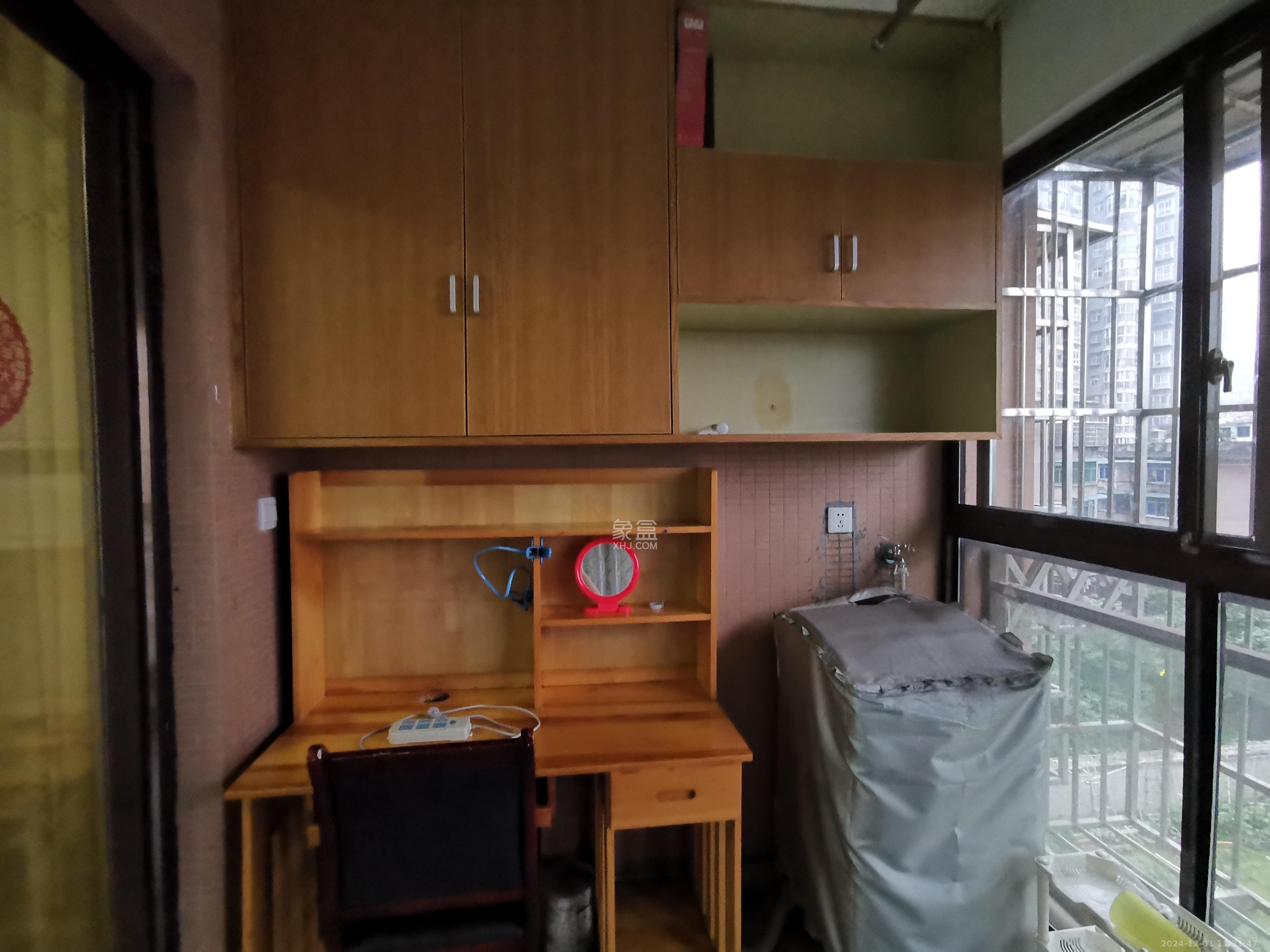 君悦紫园  1室1厅1卫    2200.0元/月 君悦紫园  1室1厅1卫    2200.0元/月室内图