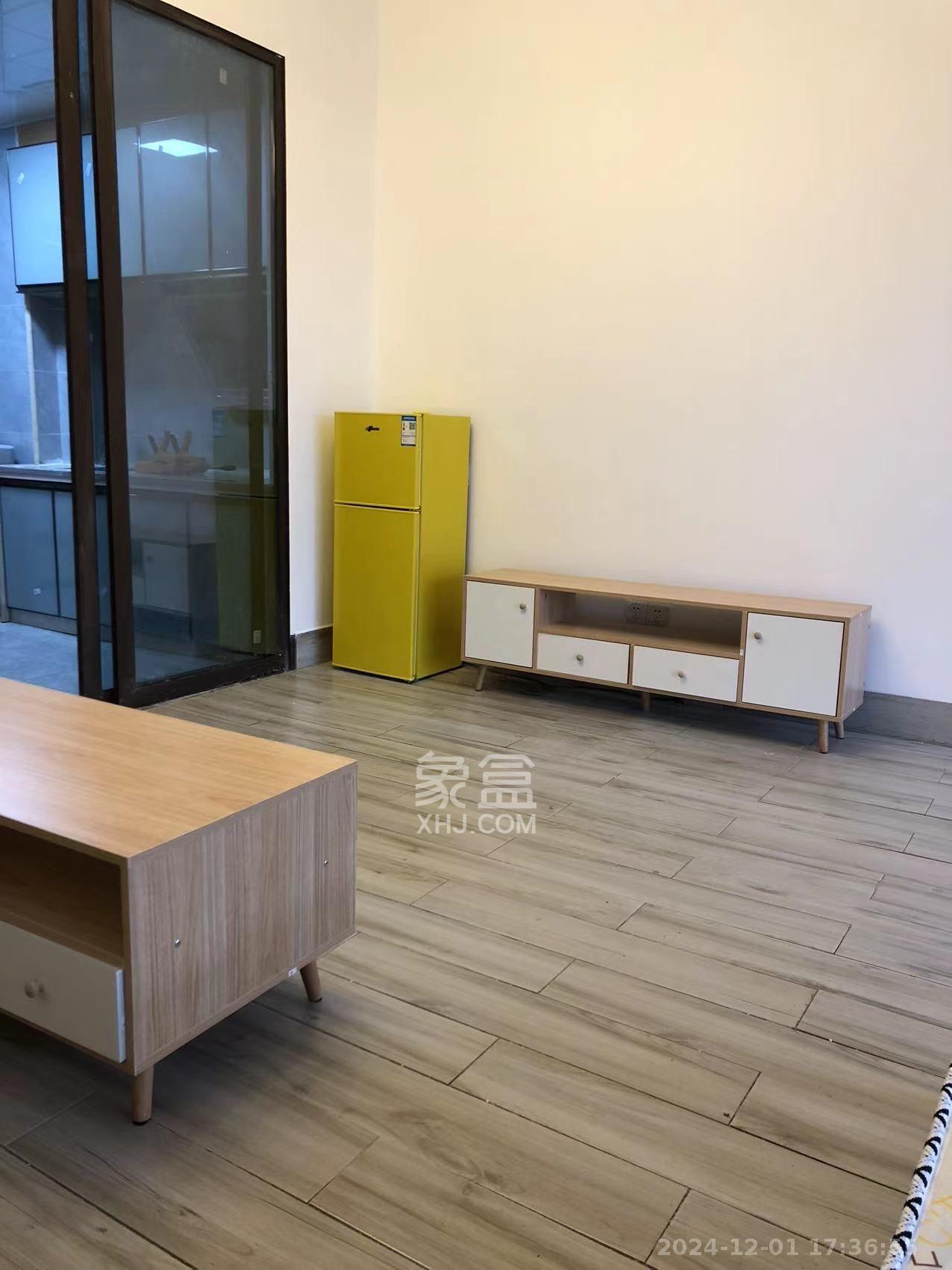 橘郡礼顿山  1室0厅0卫   1100.00元/月室内图
