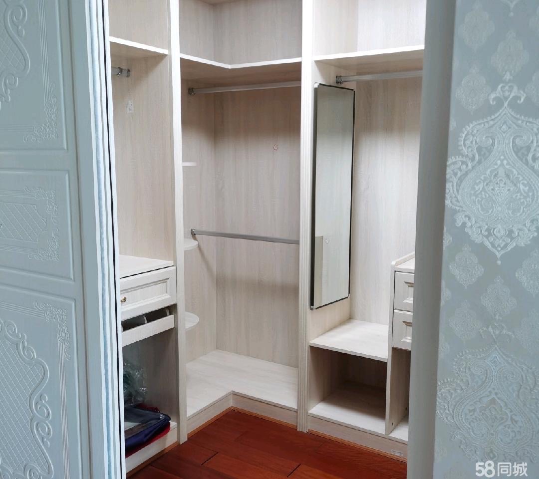 博达江洲花园  3室2厅2卫    2500.0元/月 博达江洲花园  3室2厅2卫    2500.0元/月室内图