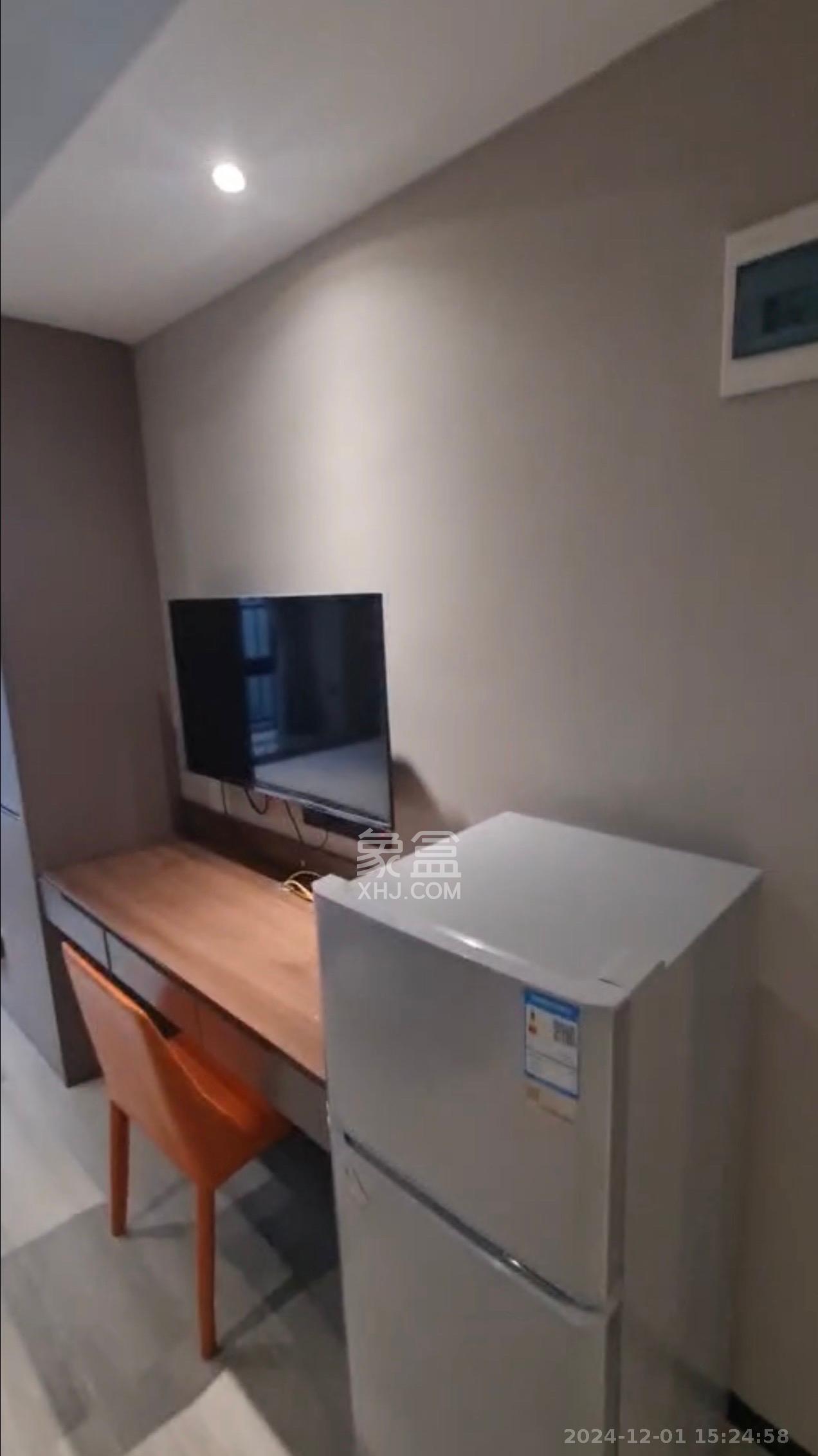 复地星光天地 1室0厅0卫 1700.0元/月 复地星光天地 1室0厅0卫 1700.0元/月室内图