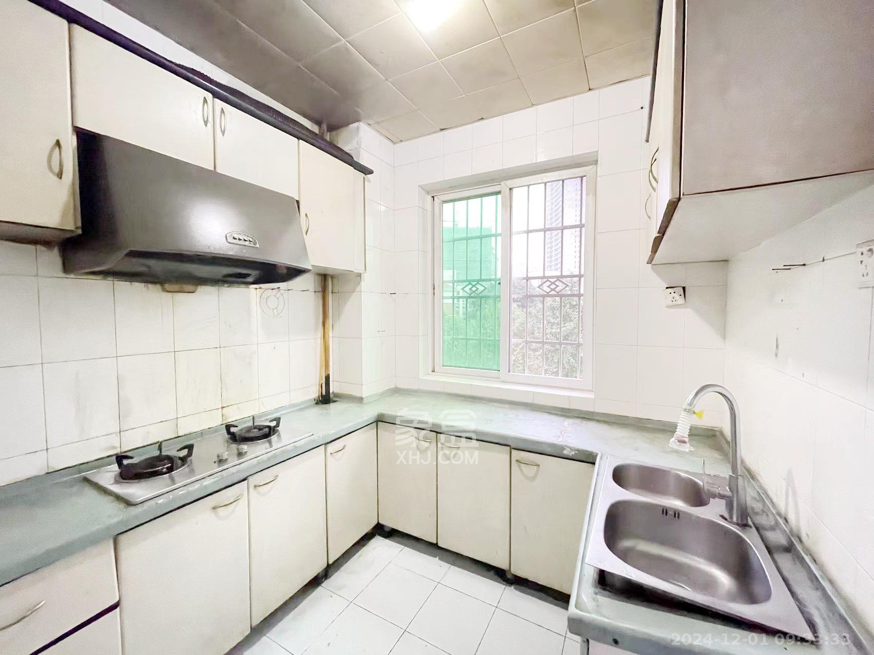 恩瑞麓山名园(龙王港小区) 3室2厅1卫 1800.0元/月 恩瑞麓山名园(龙王港小区) 3室2厅1卫 1800.0元/月室内图