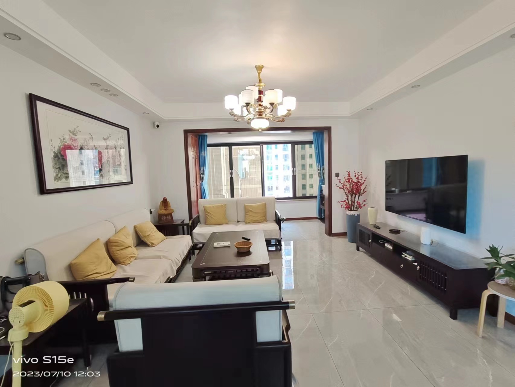 悦江山 4室2厅2卫 86.8万 悦江山 4室2厅2卫 86.8万客厅