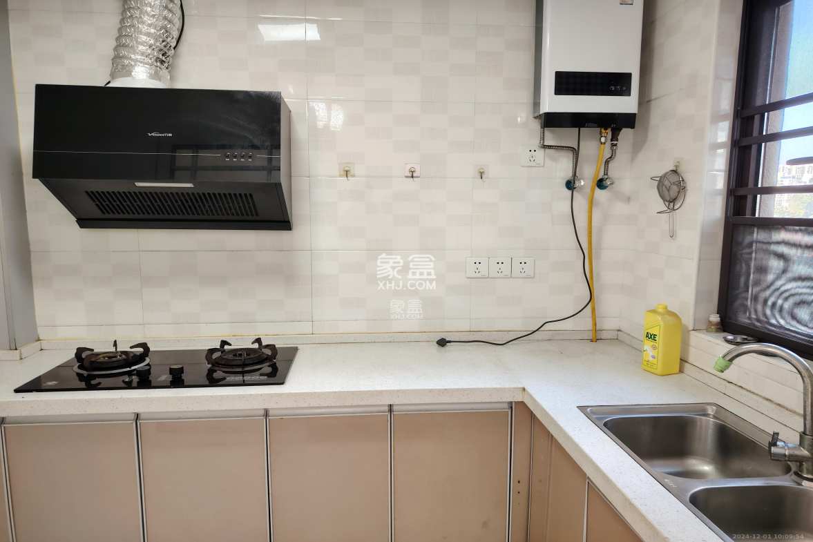 山语城三期  1室2厅1卫    2400.0元/月 山语城三期  1室2厅1卫    2400.0元/月室内图