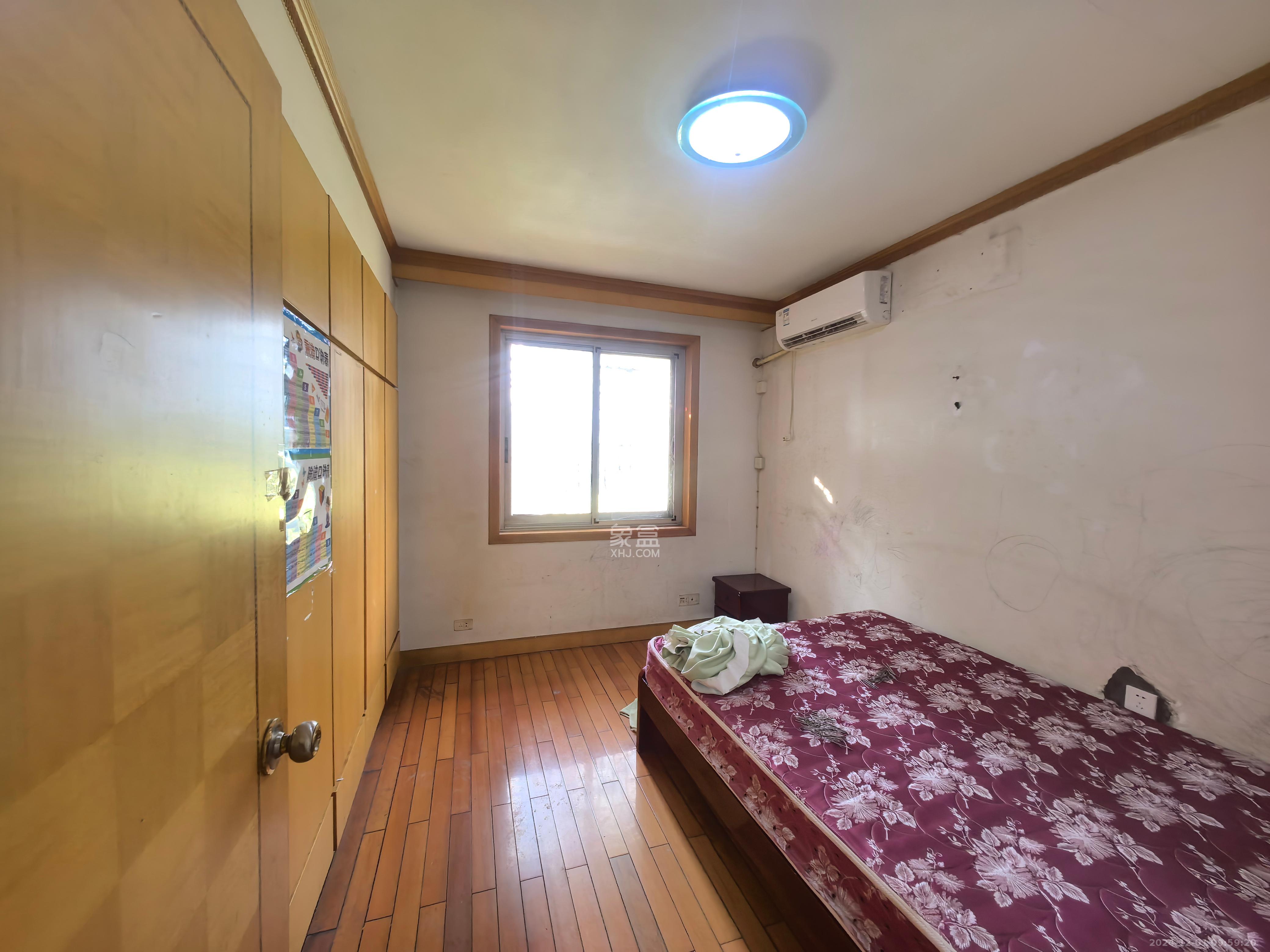 向韶村 2室1厅1卫 2200.0元/月 向韶村 2室1厅1卫 2200.0元/月室内图