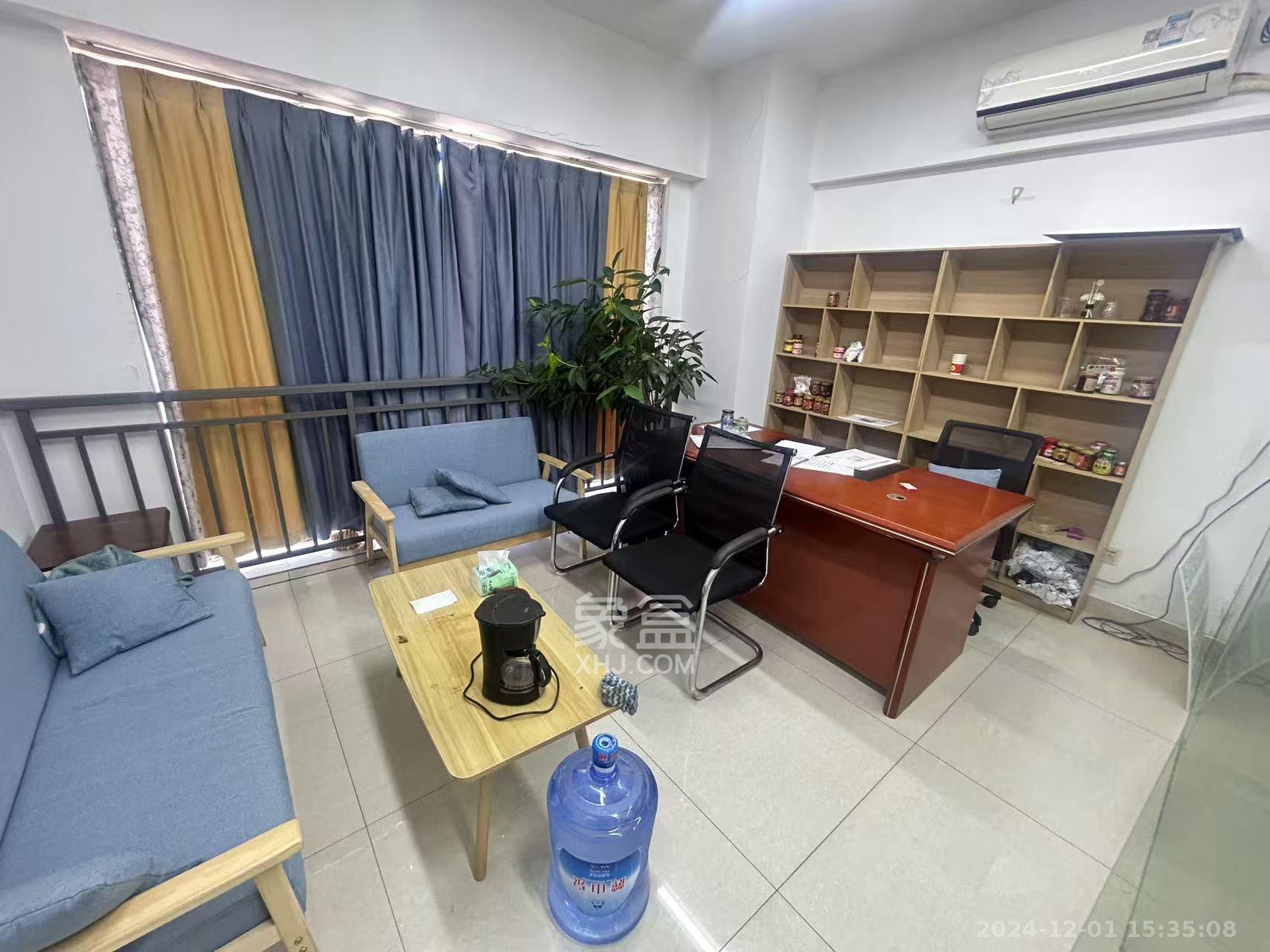 摩天一号 1室0厅0卫 4000.0元/月 摩天一号 1室0厅0卫 4000.0元/月室内图