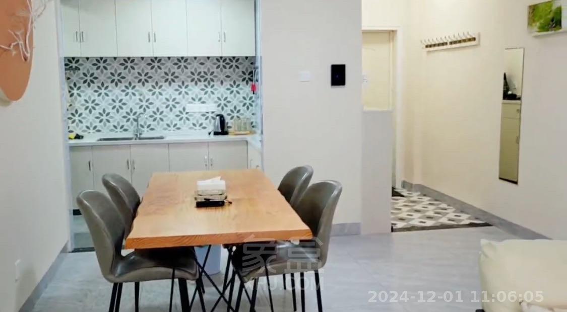 奥园广场 3室2厅2卫 3800.0元/月 奥园广场 3室2厅2卫 3800.0元/月室内图