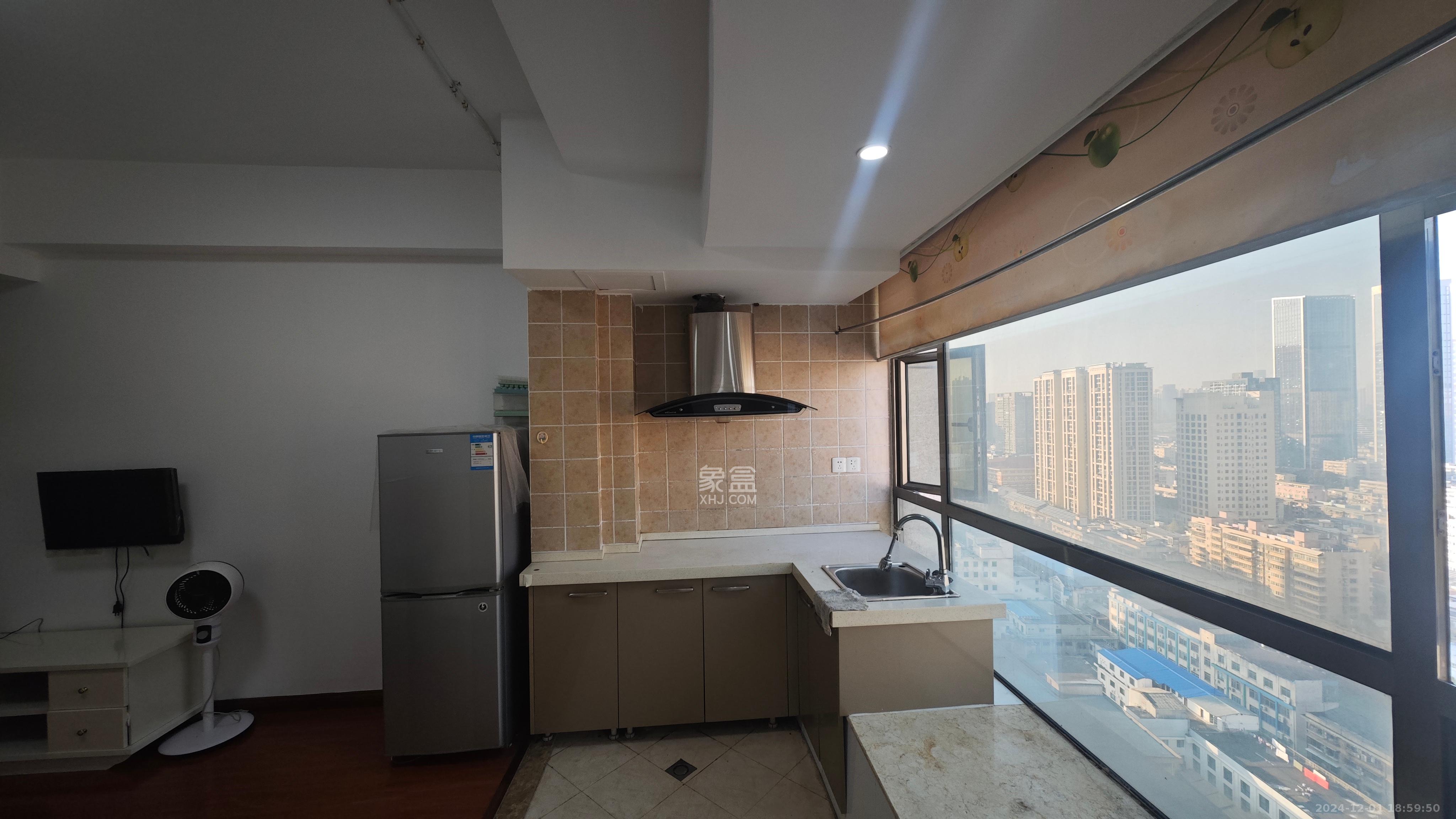 泉昇同福大厦 1室1厅1卫 1300.0元/月 泉昇同福大厦 1室1厅1卫 1300.0元/月室内图