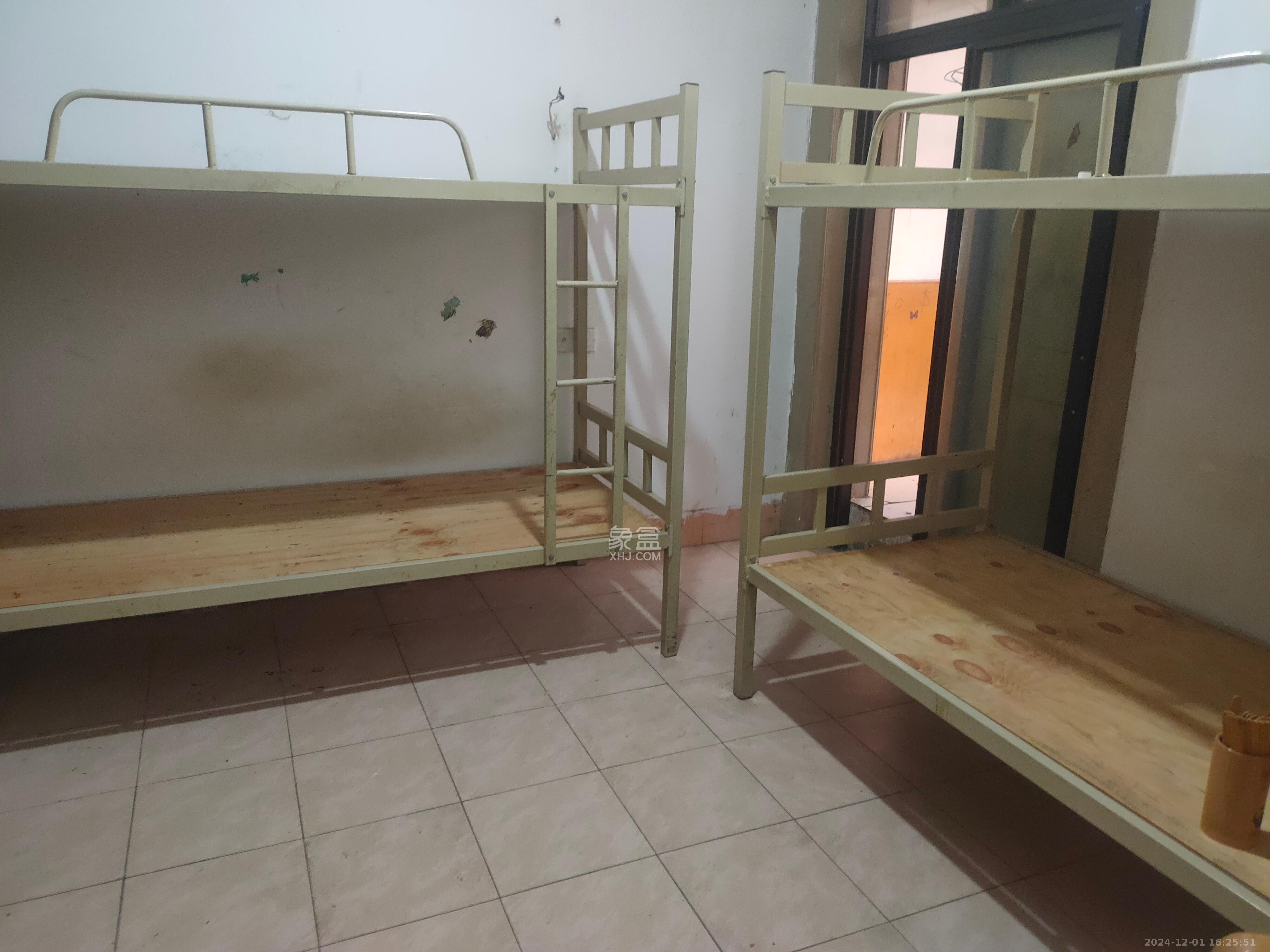 文体宿舍 3室1厅1卫 1900.0元/月 文体宿舍 3室1厅1卫 1900.0元/月室内图