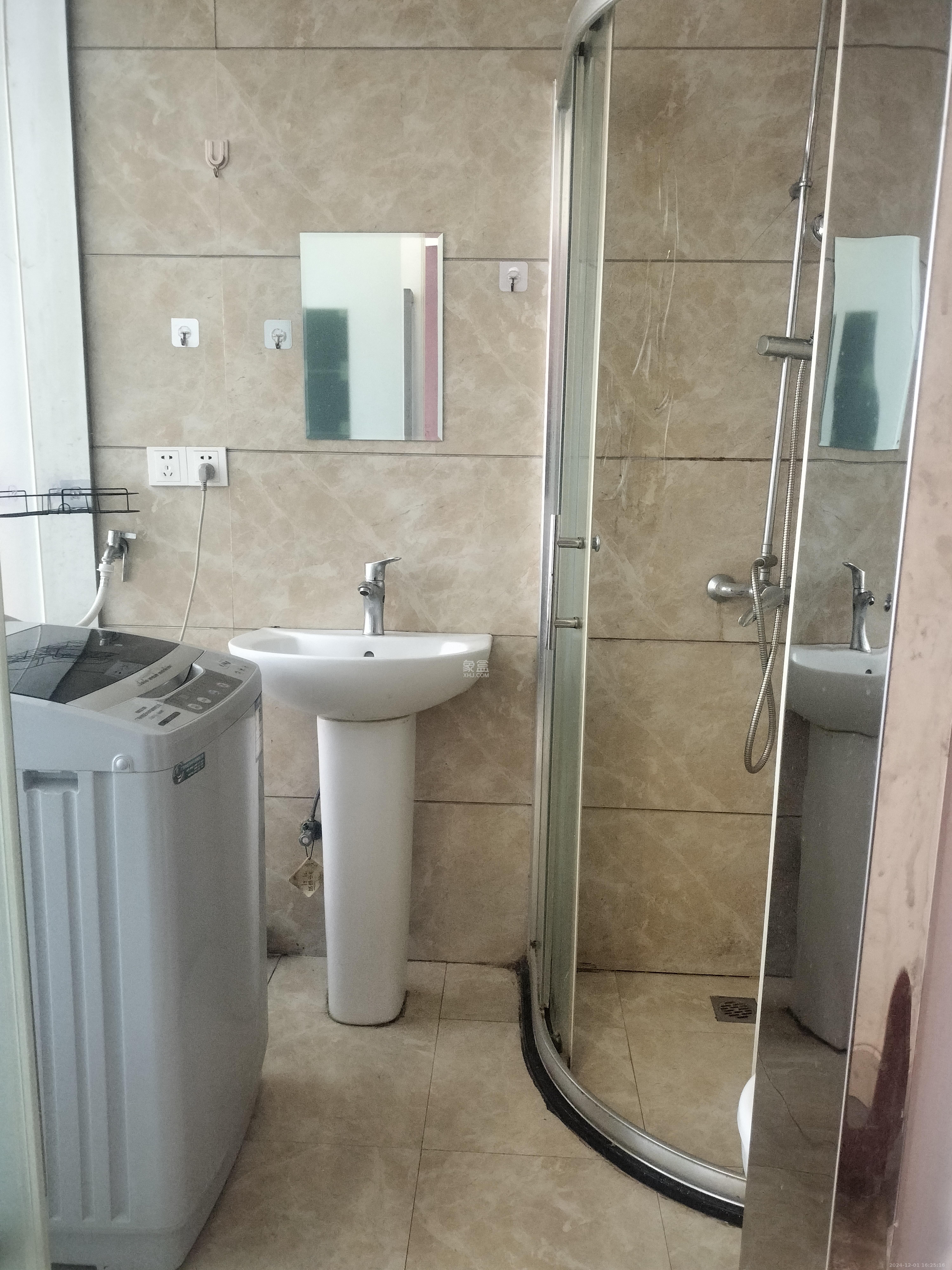 佐佑大厦 1室1厅1卫 1000.0元/月 佐佑大厦 1室1厅1卫 1000.0元/月室内图