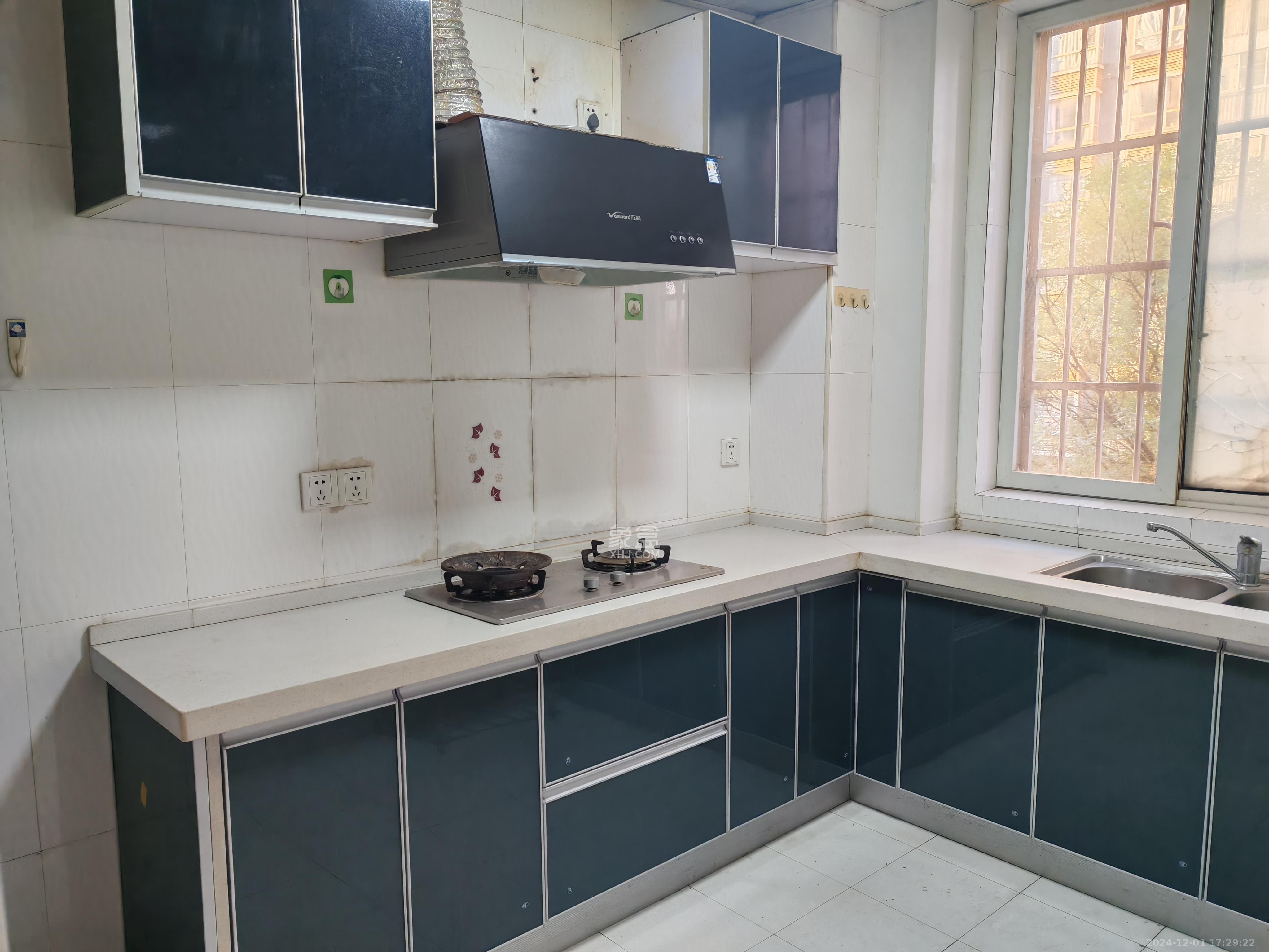 柠檬丽都 3室2厅2卫 2500.0元/月 柠檬丽都 3室2厅2卫 2500.0元/月室内图