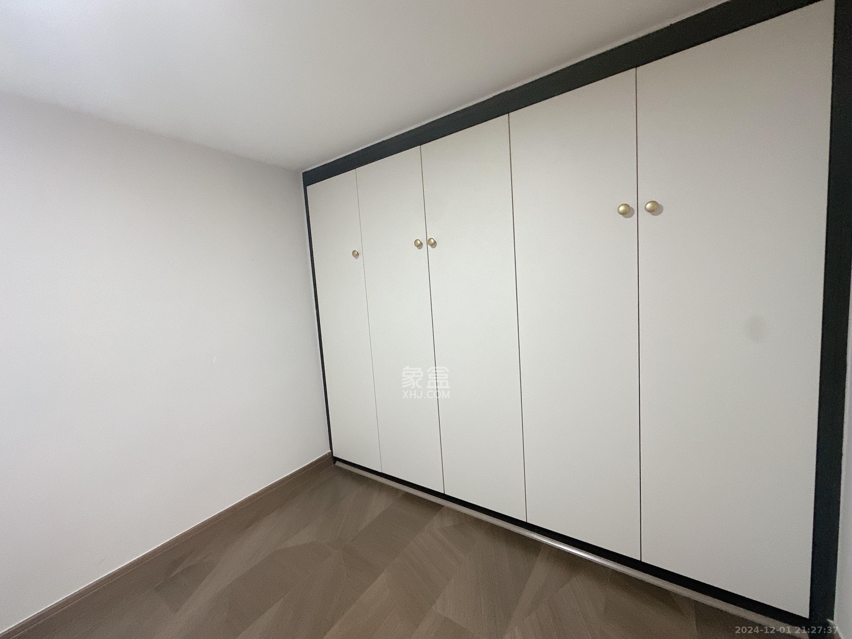 珠江花城好世界  1室1厅1卫    2200.0元/月 珠江花城好世界  1室1厅1卫    2200.0元/月室内图