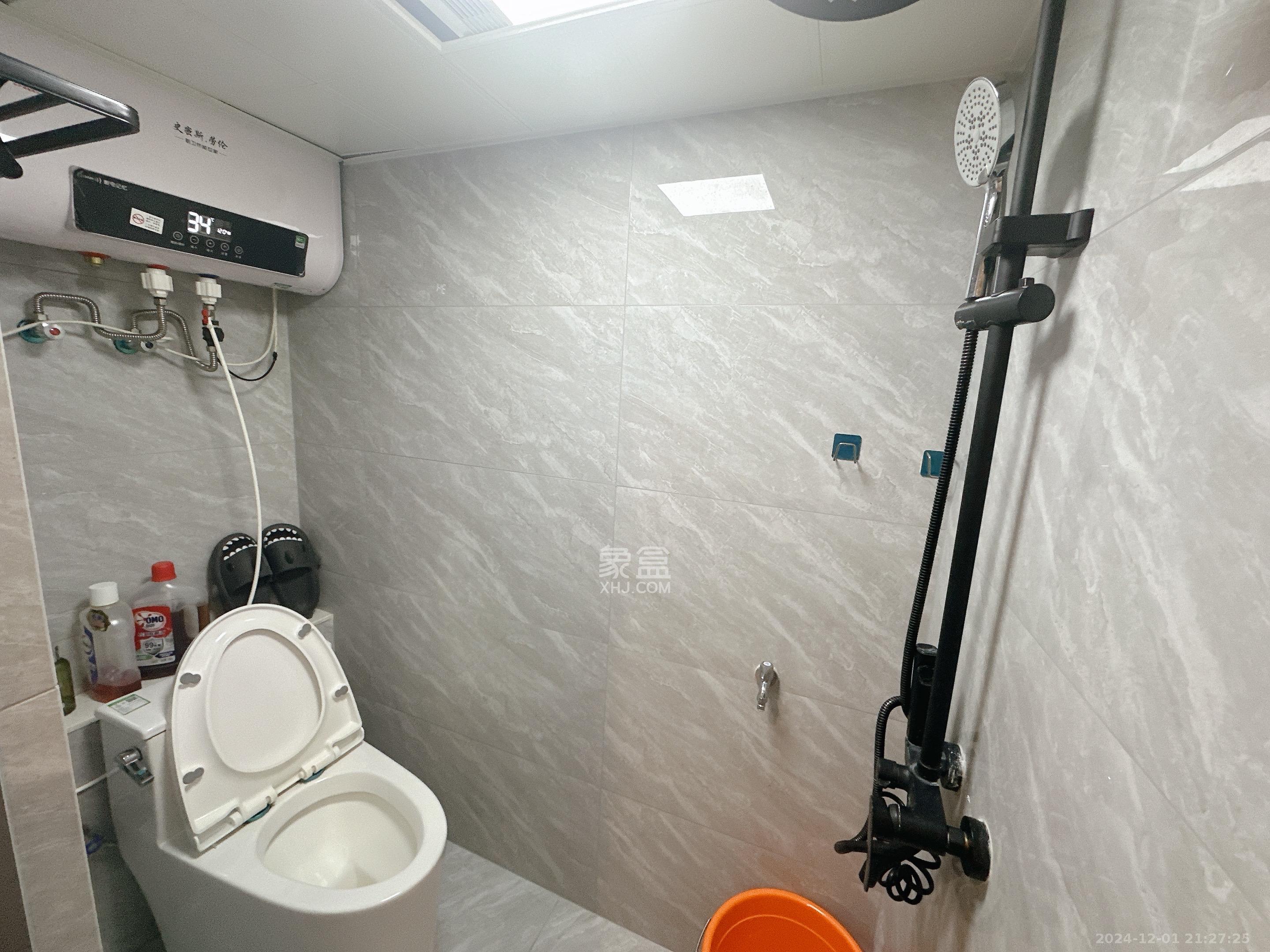 珠江花城好世界  1室1厅1卫    2200.0元/月 珠江花城好世界  1室1厅1卫    2200.0元/月室内图