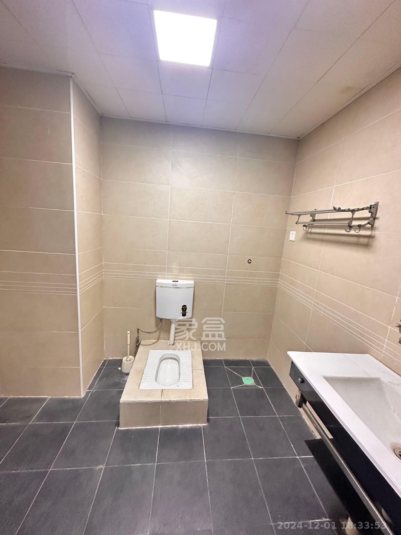 越界(天佑国际大厦) 1室0厅0卫 1700.0元/月 越界(天佑国际大厦) 1室0厅0卫 1700.0元/月室内图