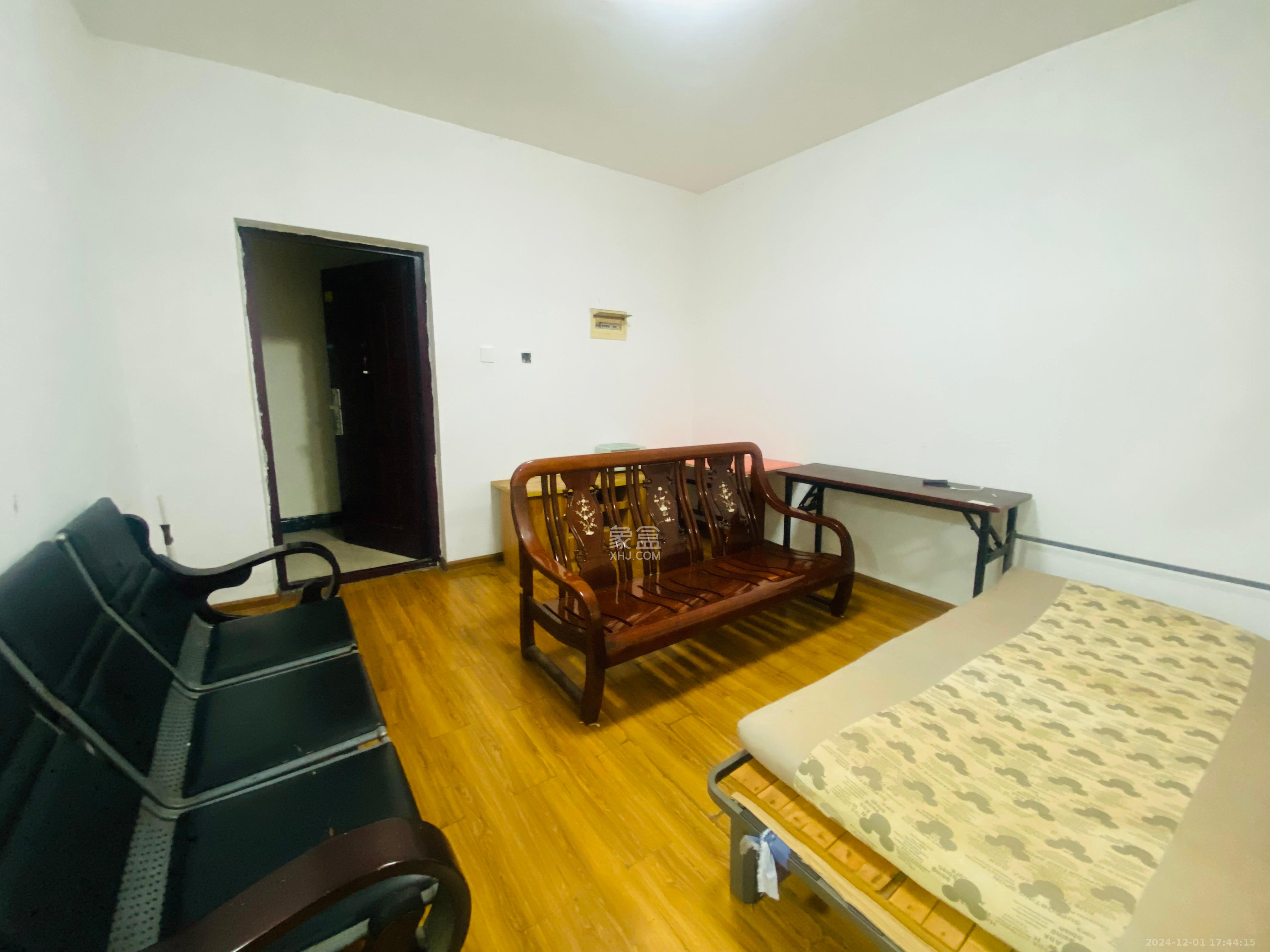 恒丰天湘华庭 1室1厅1卫 1700.0元/月 恒丰天湘华庭 1室1厅1卫 1700.0元/月室内图