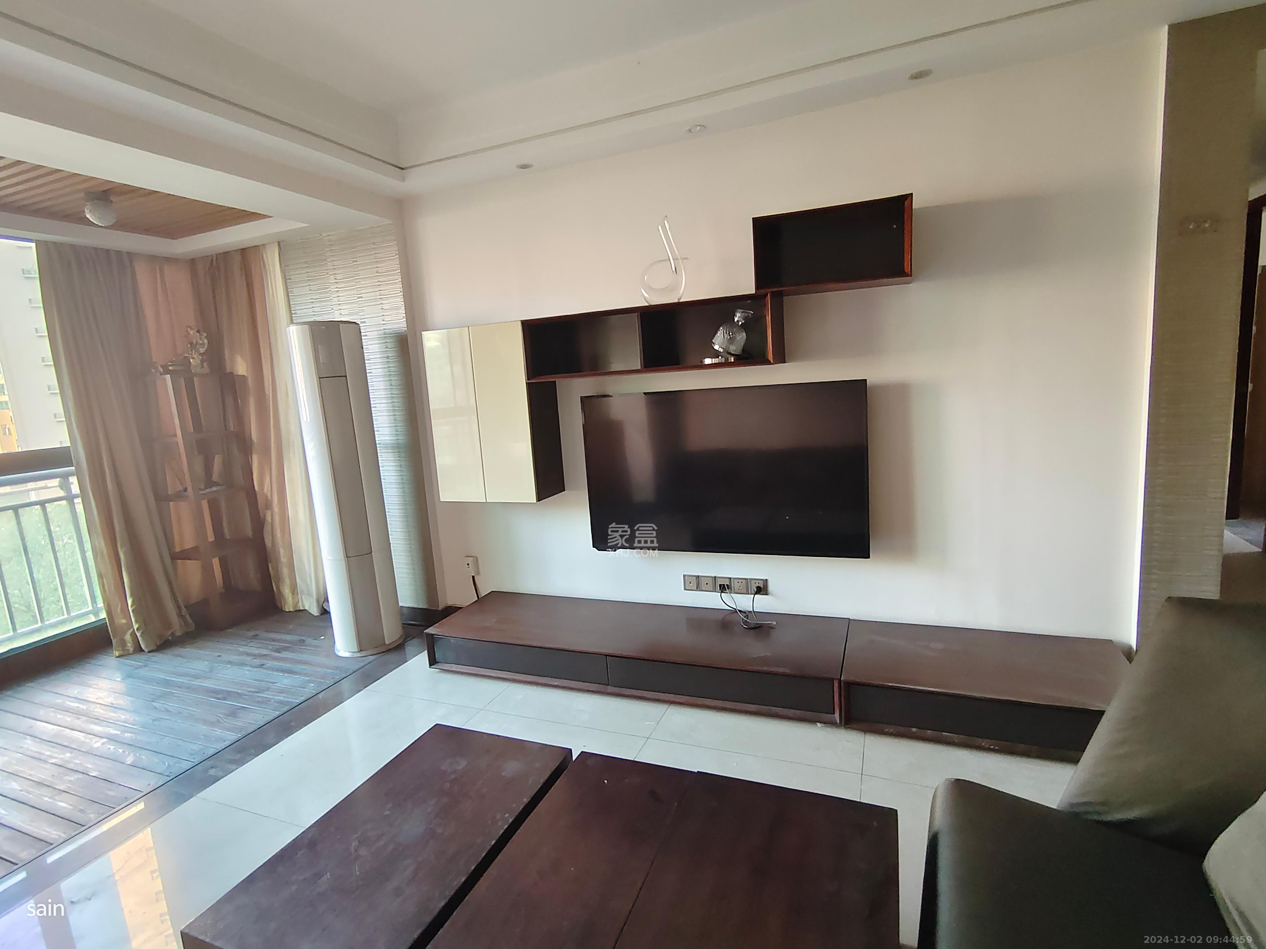 恒大城 4室2厅1卫 2800.0元/月 恒大城 4室2厅1卫 2800.0元/月室内图