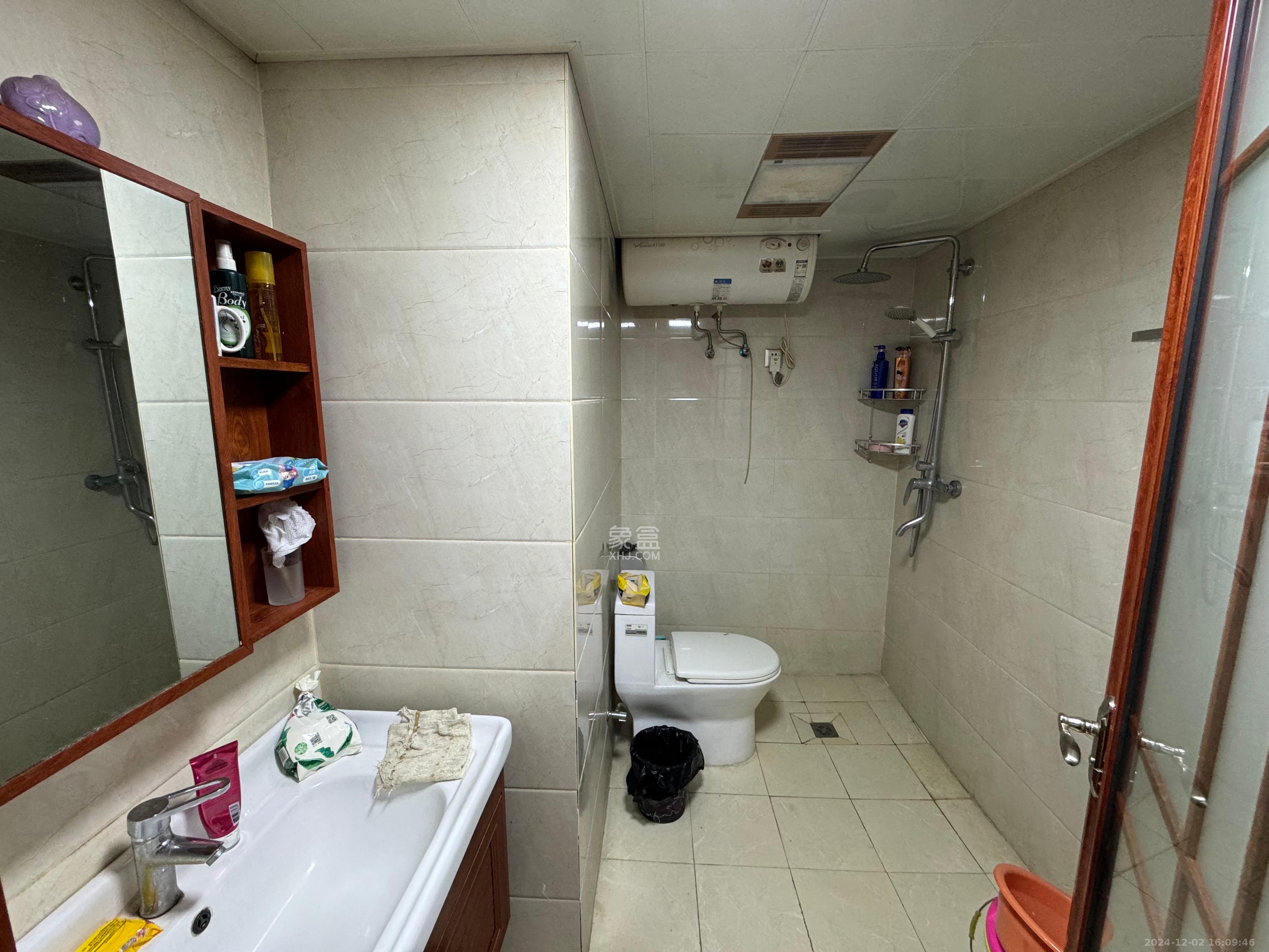 中信凯旋蓝岸(中信新城三期) 2室1厅1卫 1600.0元/月 中信凯旋蓝岸(中信新城三期) 2室1厅1卫 1600.0元/月室内图